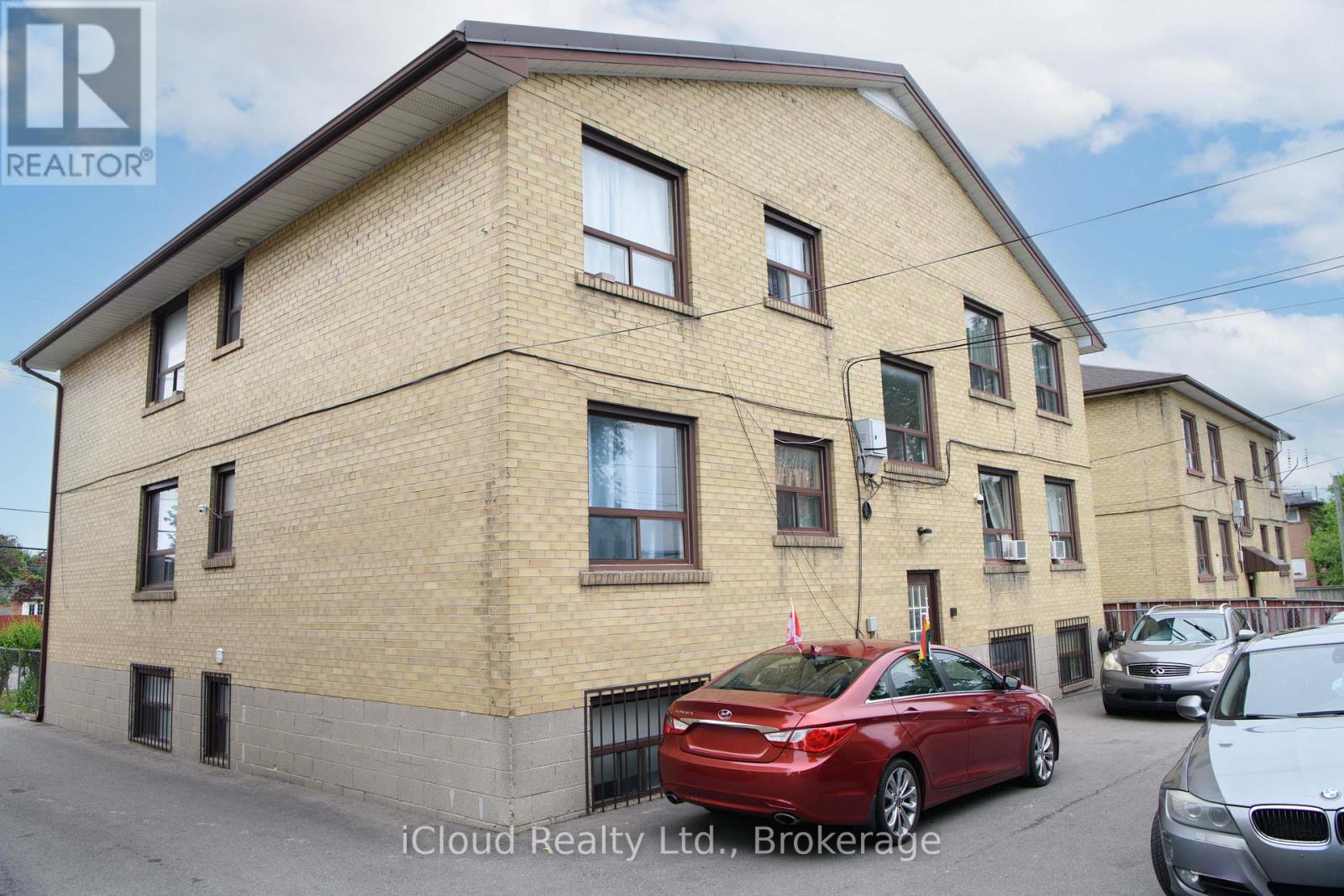 2265 Kipling Avenue Property Photo 4