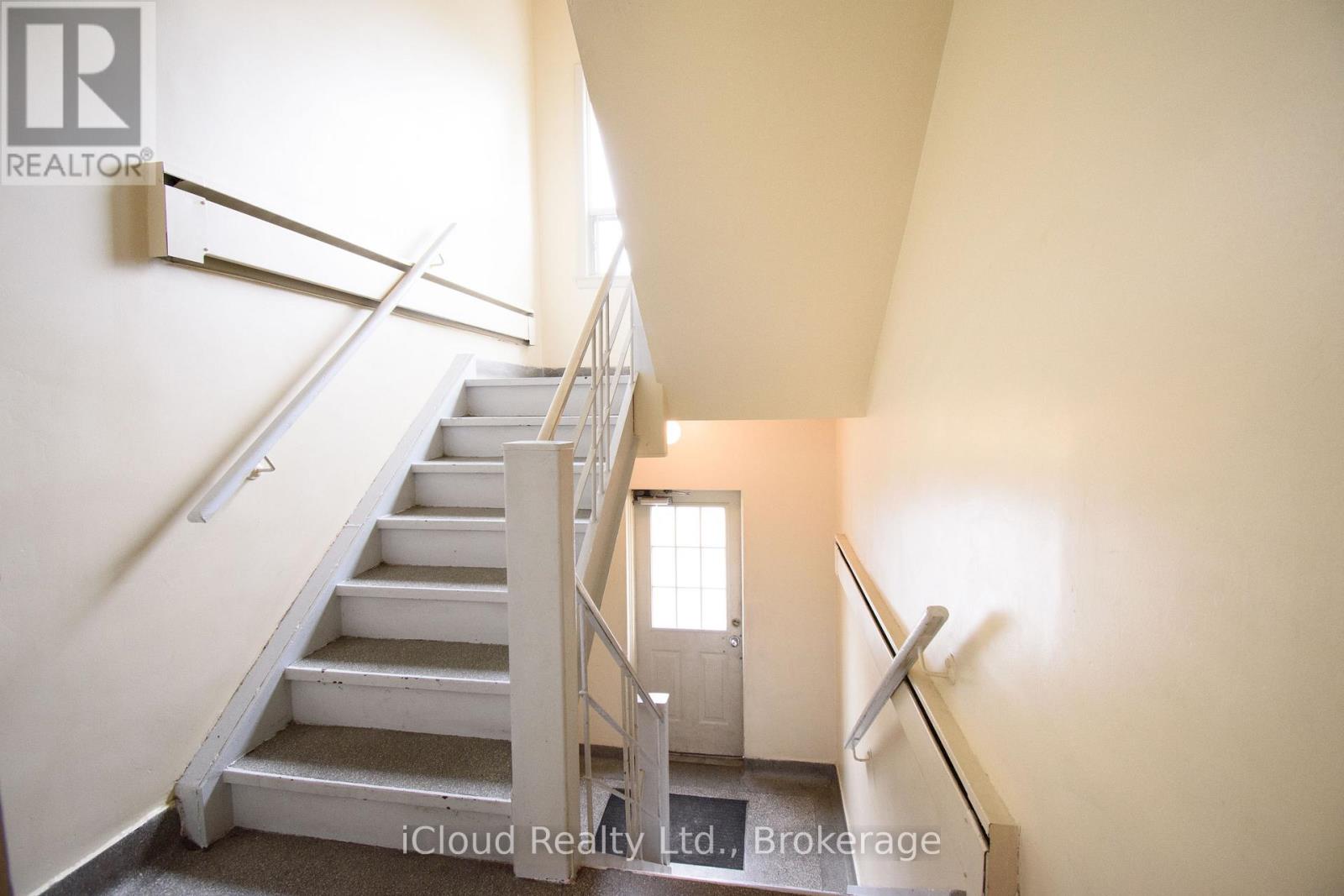 2265 Kipling Avenue Property Photo 13