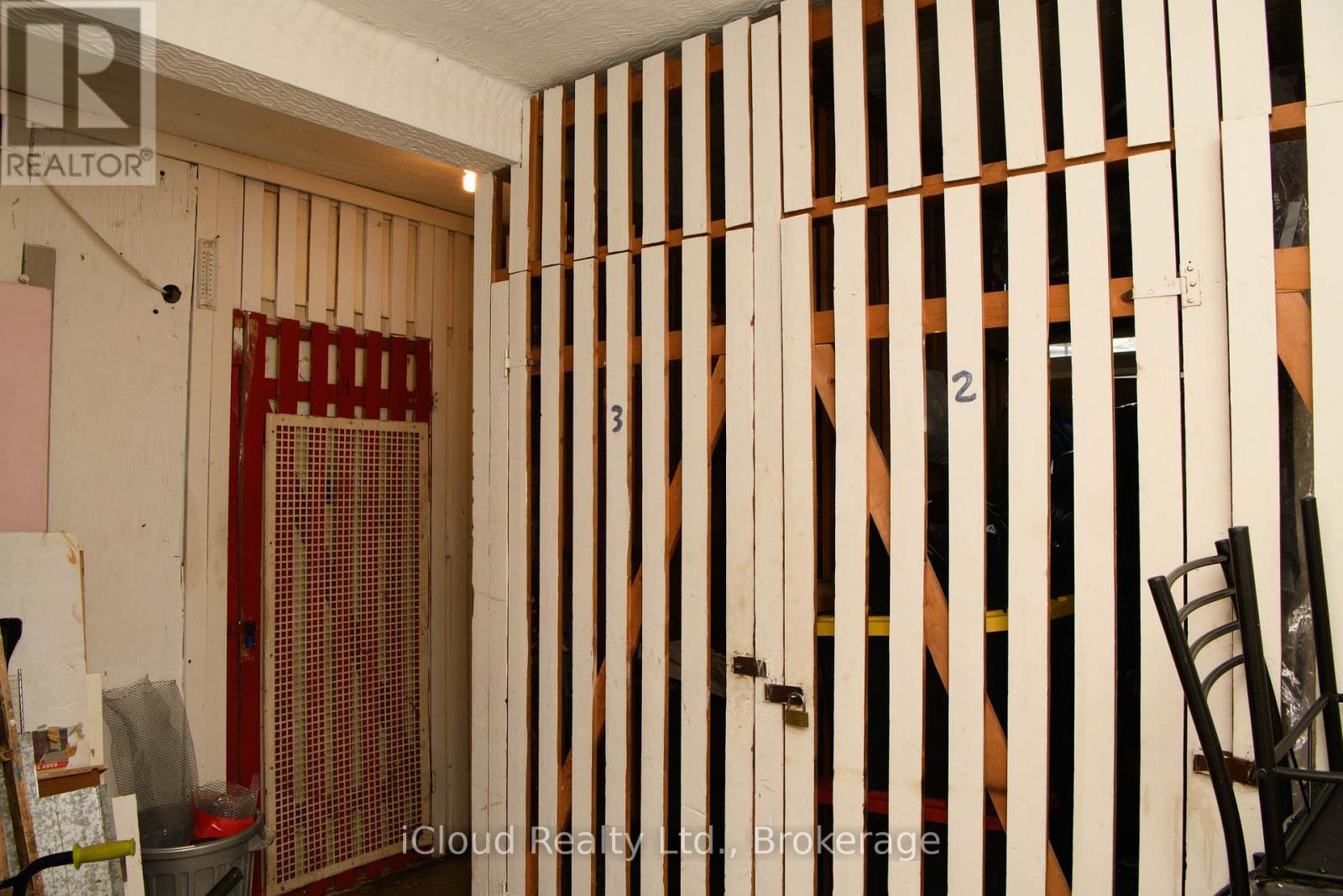 2265 Kipling Avenue Property Photo 17