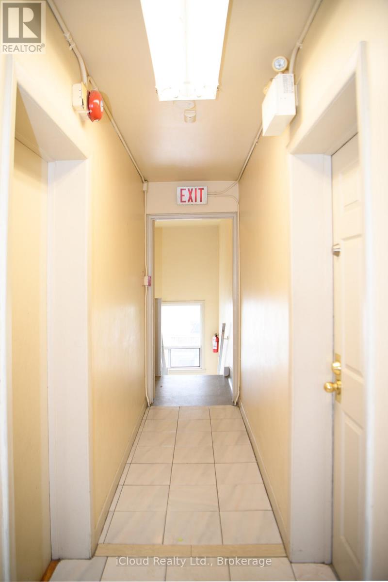 2265 Kipling Avenue Property Photo 21