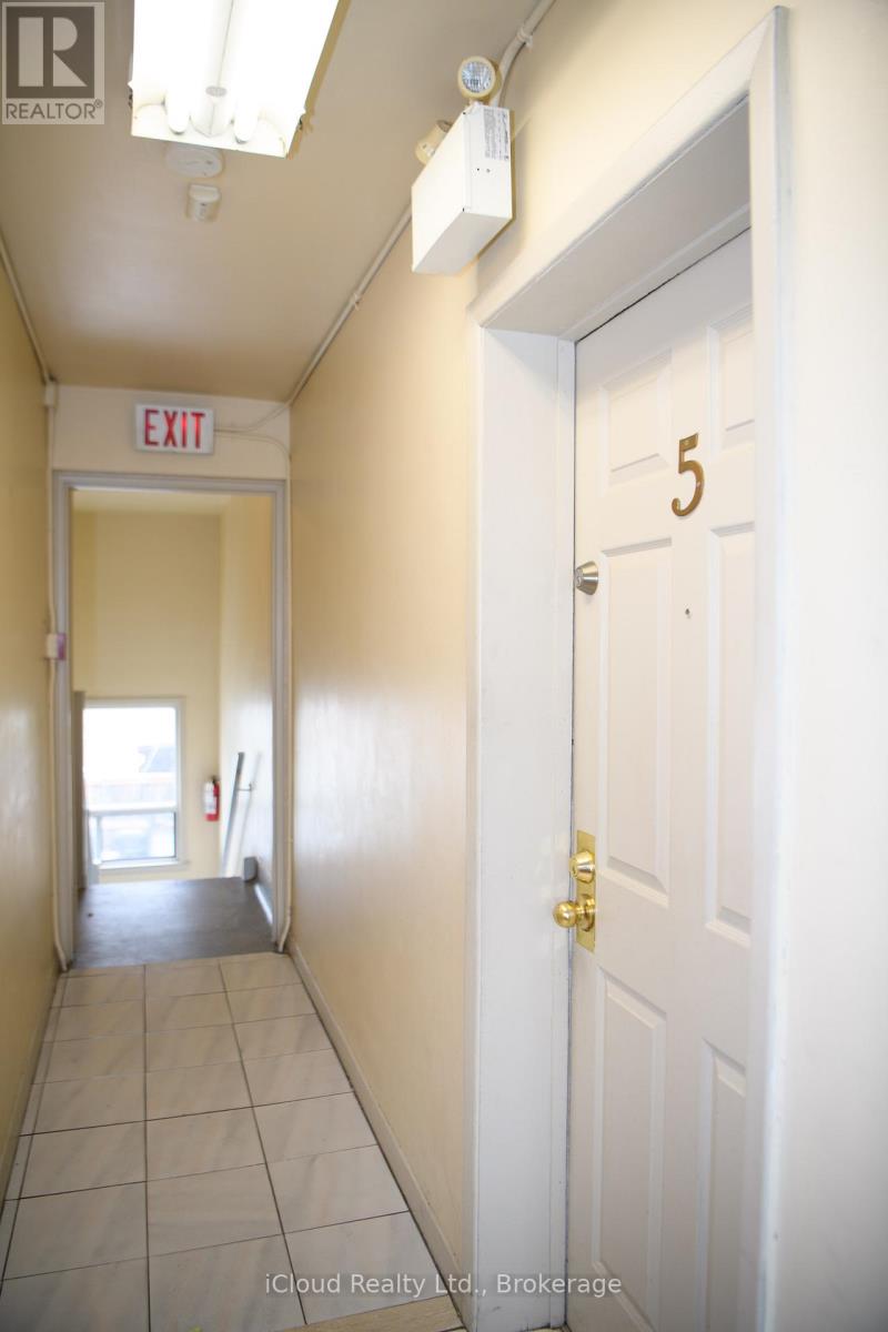 2265 Kipling Avenue Property Photo 24