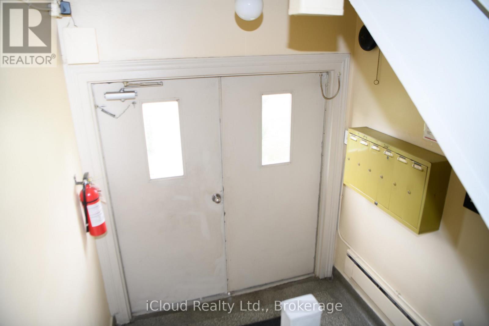 2265 Kipling Avenue Property Photo 31
