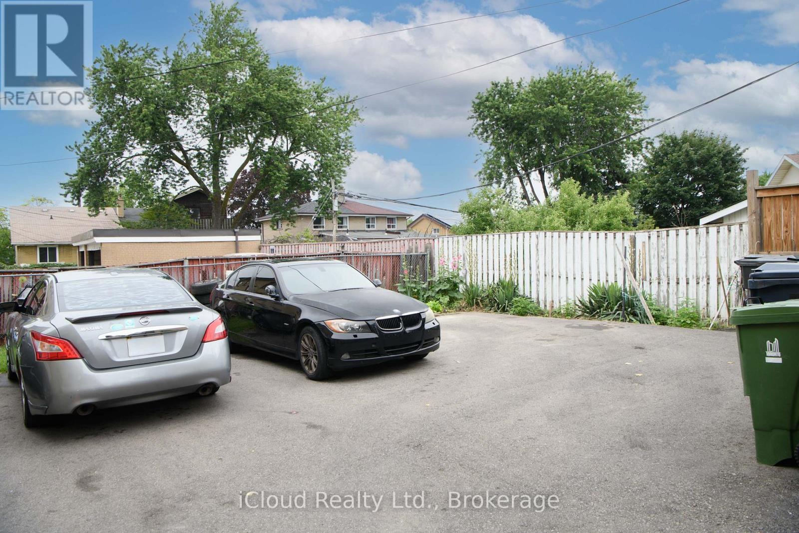 2265 Kipling Avenue Property Photo 34
