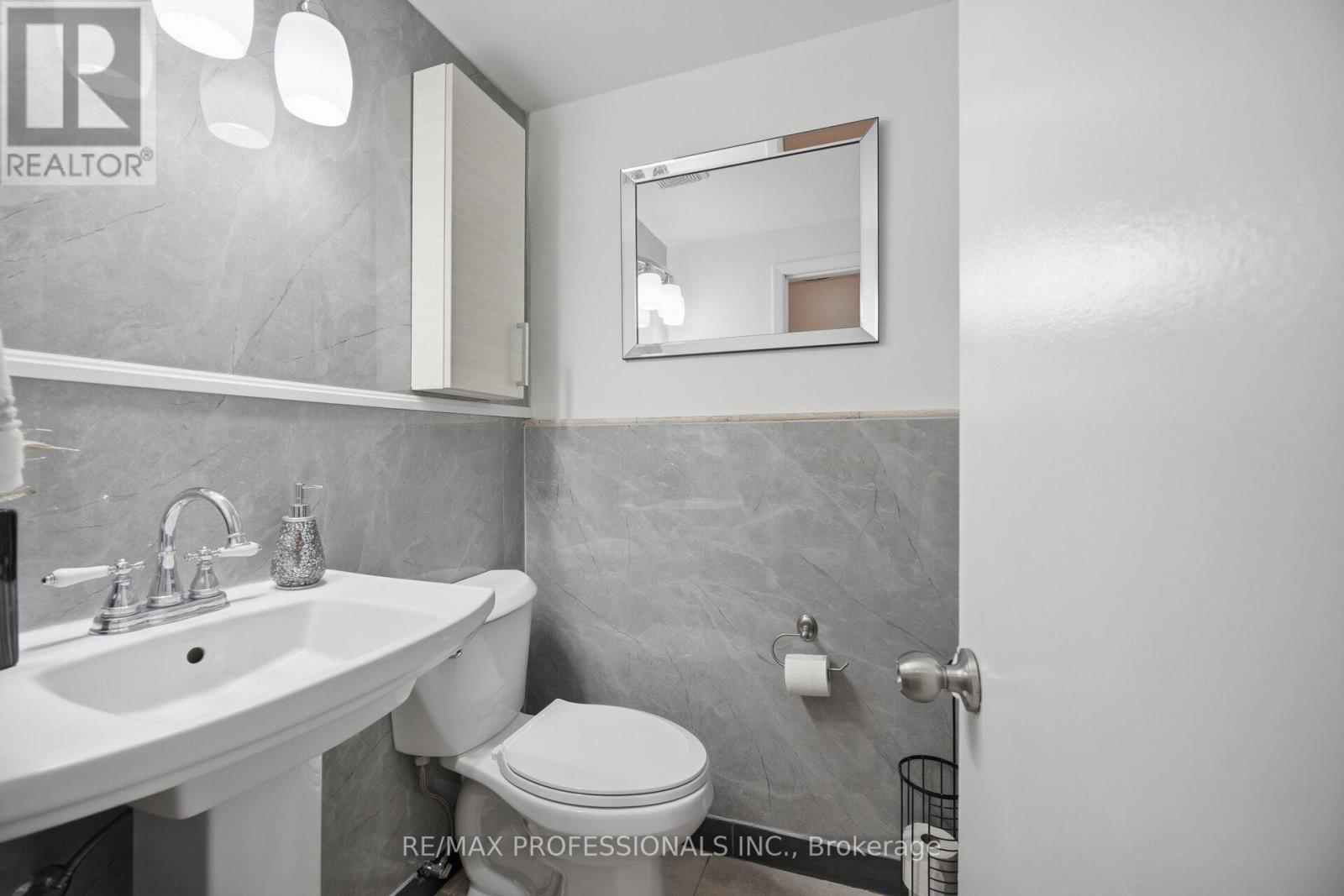 74 Ringway Crescent Property Photo 18
