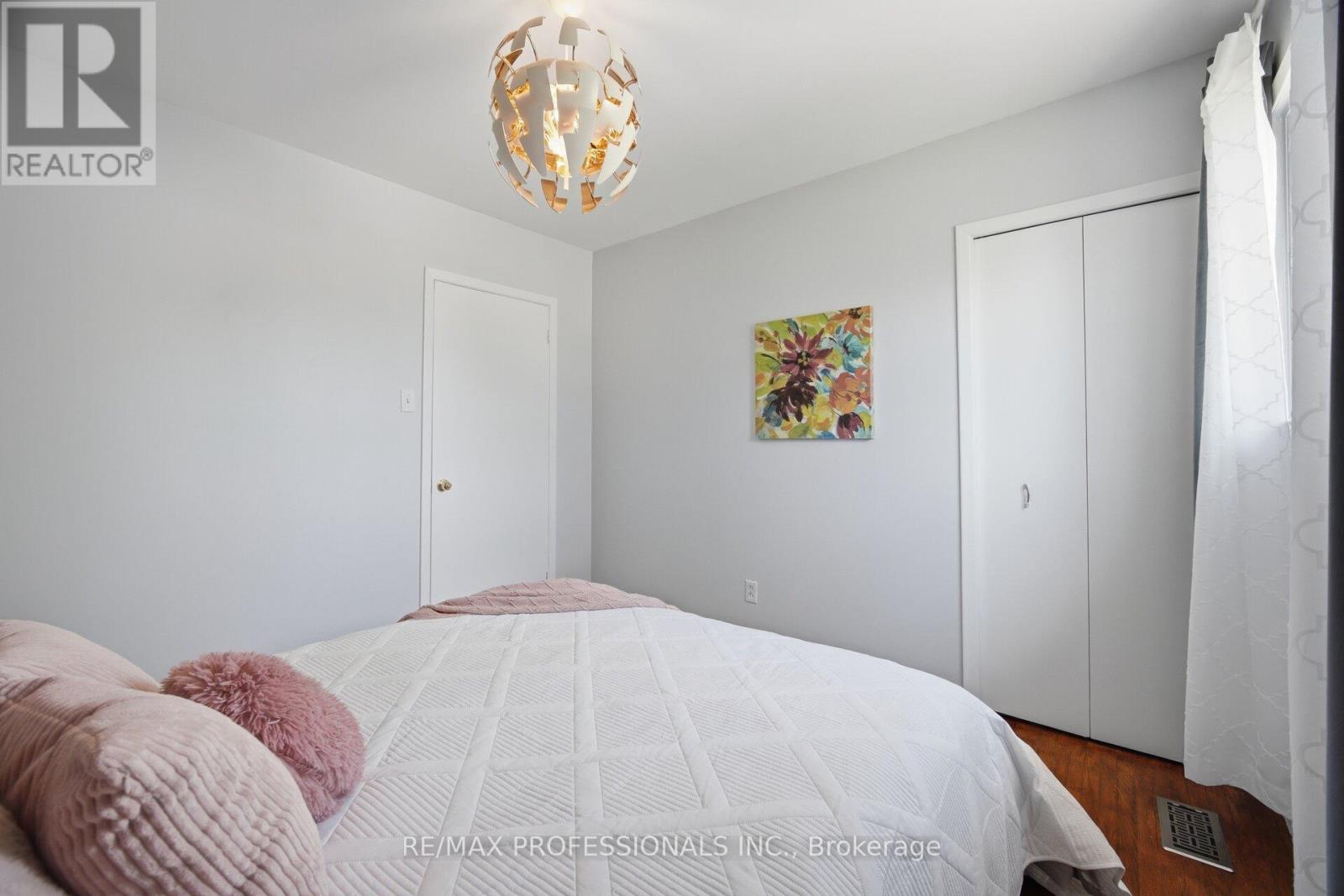 74 Ringway Crescent Property Photo 23