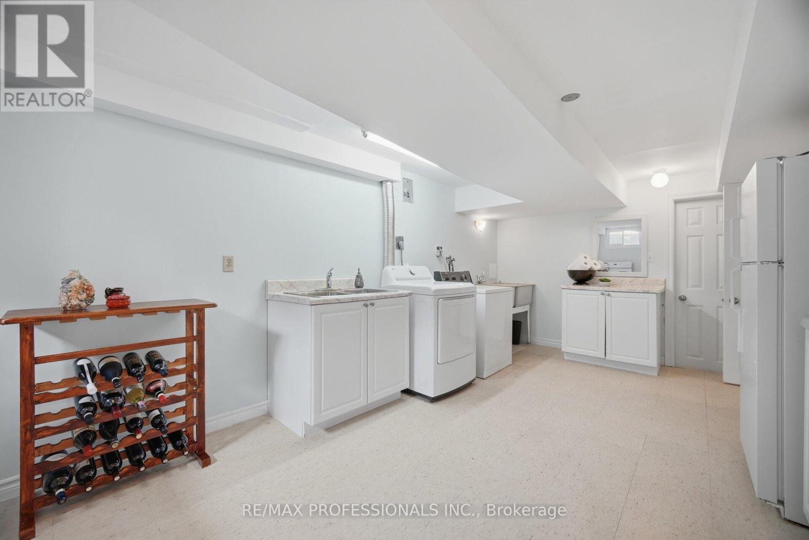 74 Ringway Crescent Property Photo 34