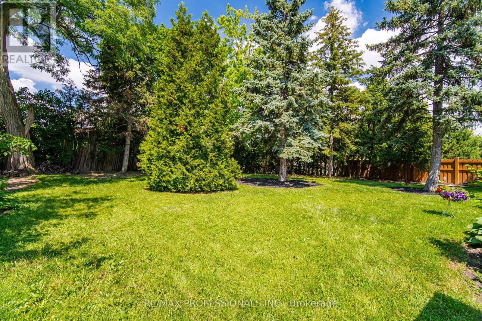 74 Ringway Crescent Property Photo 40