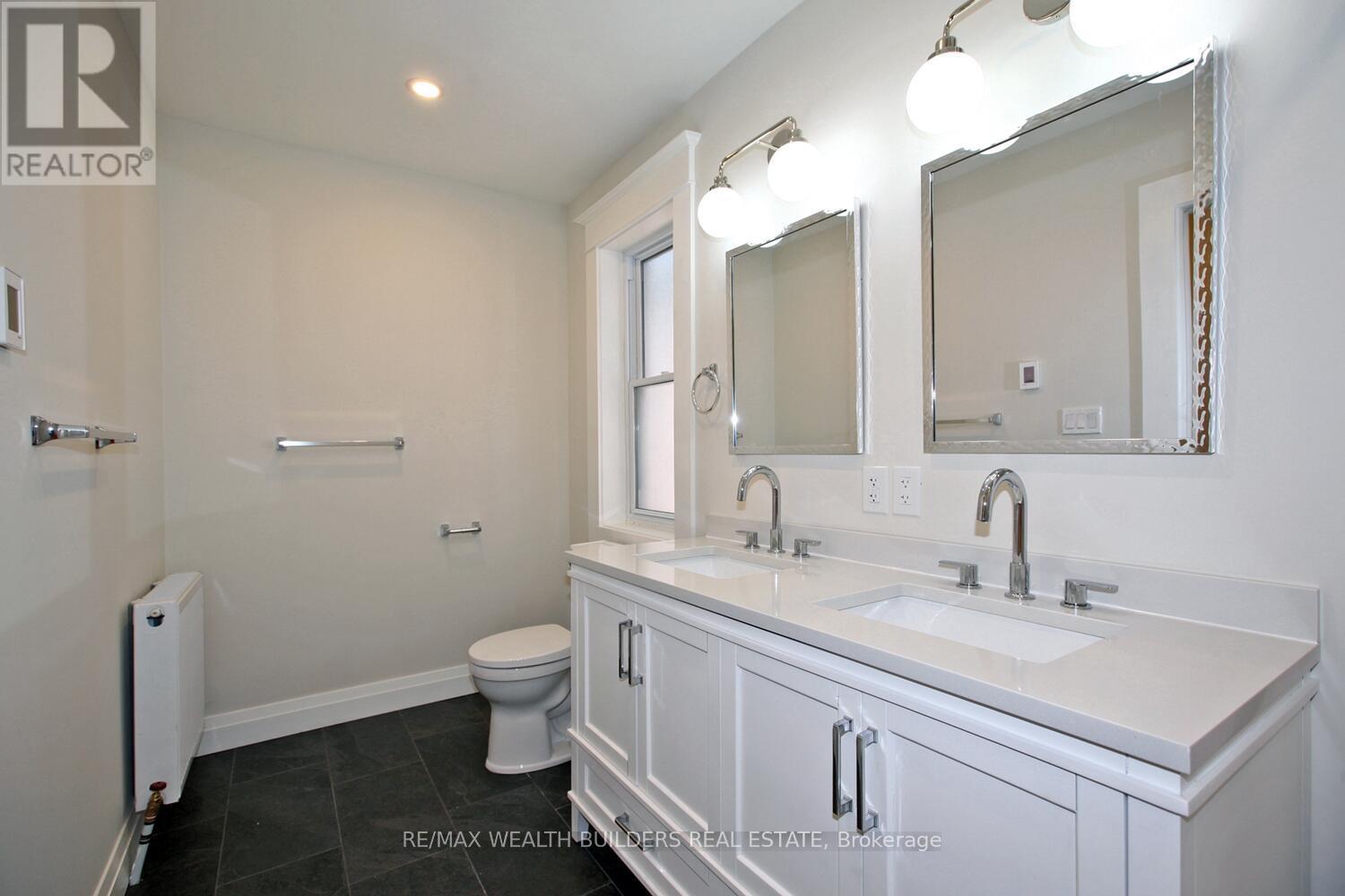 B - 163 Parkside Drive Property Photo 7
