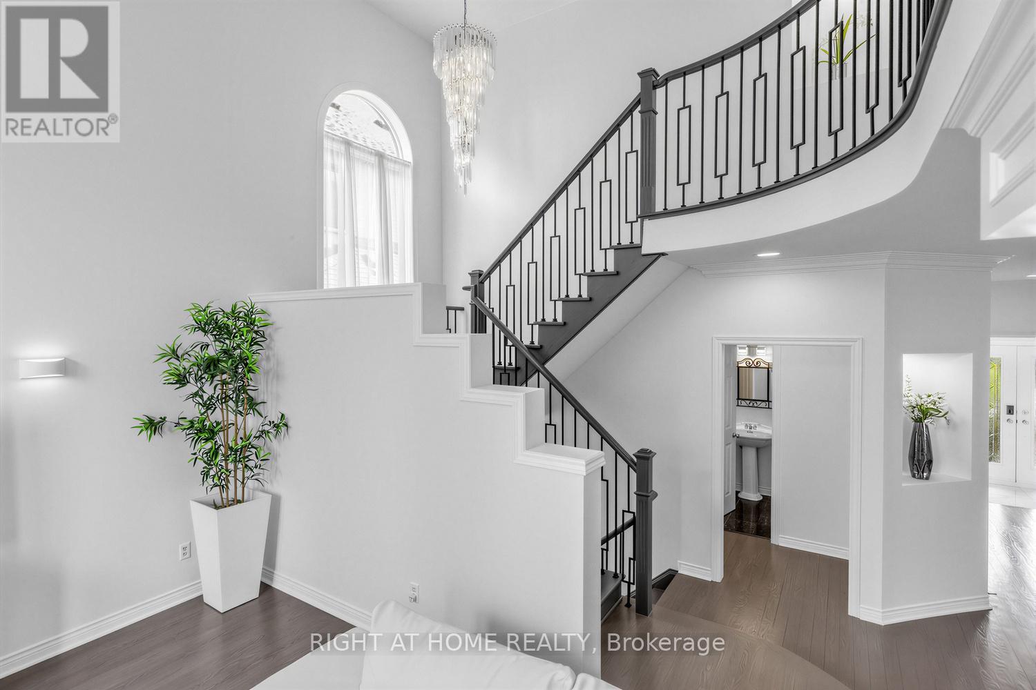 4145 Bonavista Crescent Property Photo 20