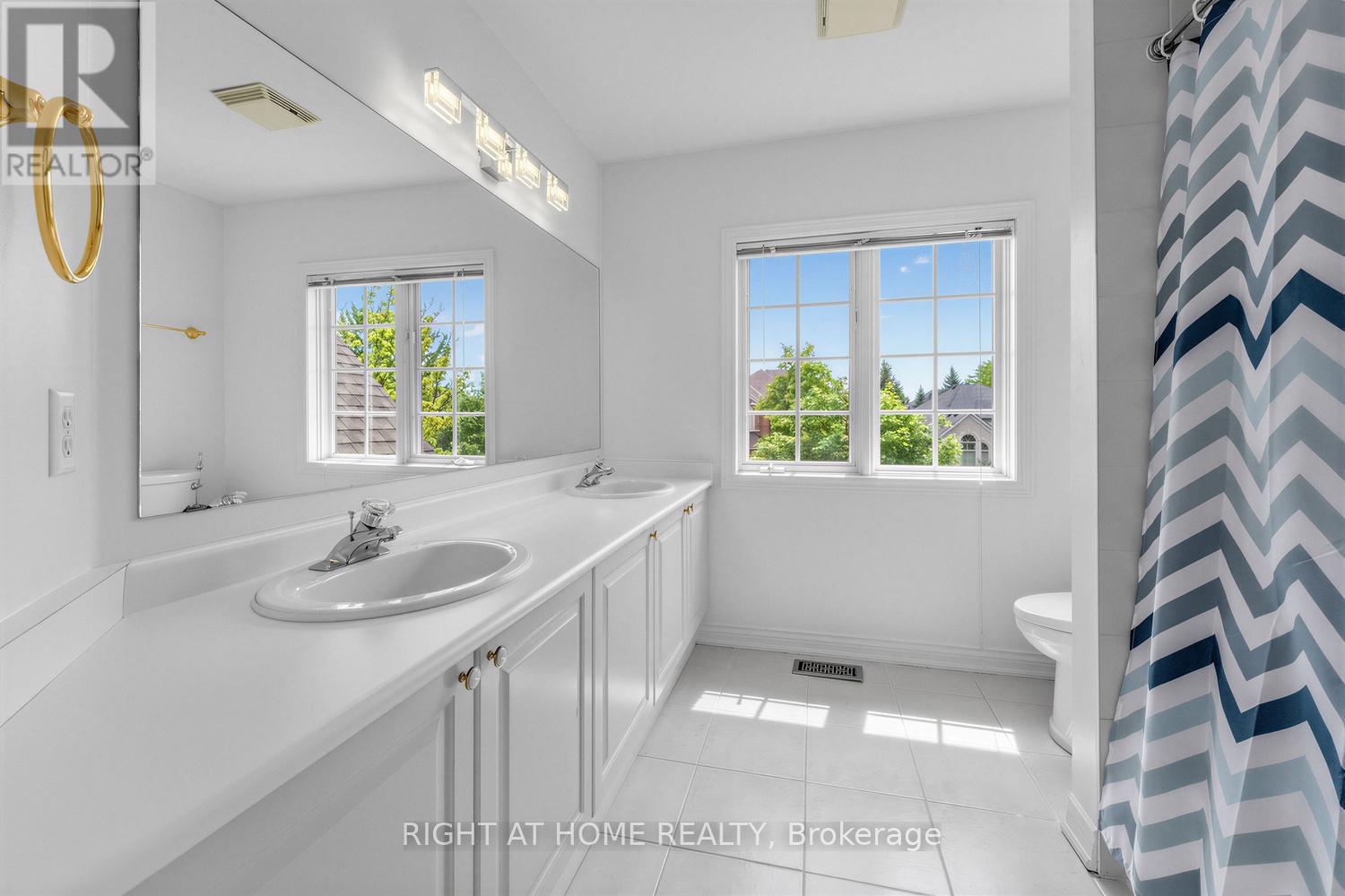 4145 Bonavista Crescent Property Photo 32