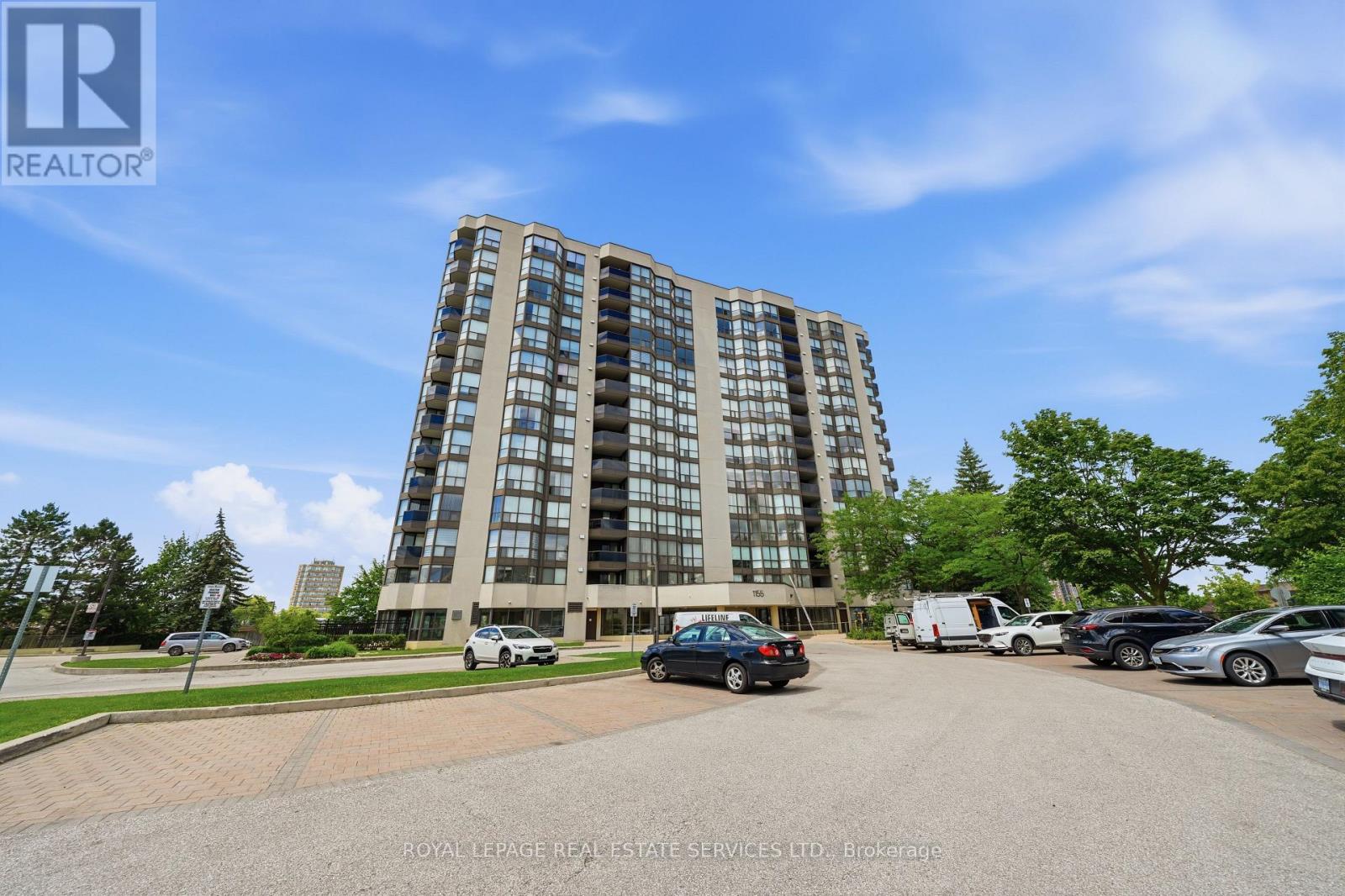 405 - 1155 BOUGH BEECHES BOULEVARD Property Photo 1