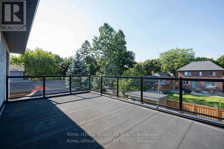 34 Edgecroft Road Property Photo 18