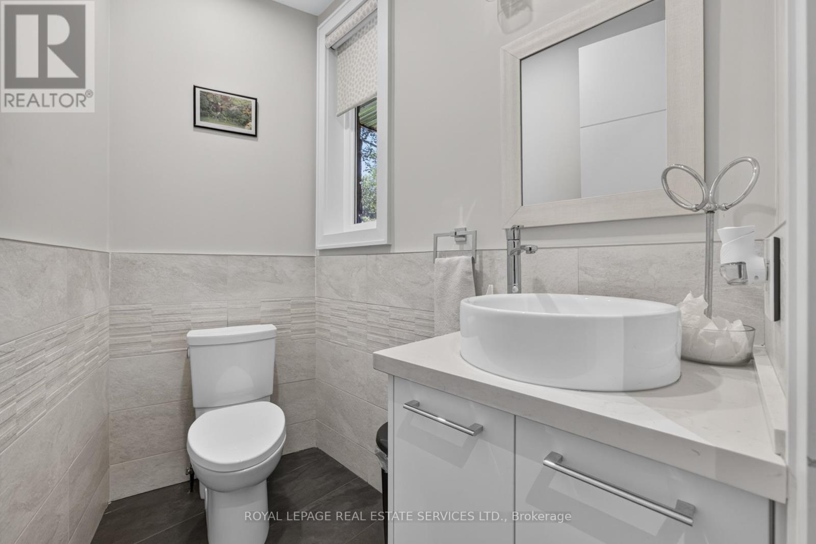 1568 Broadmoor Avenue Property Photo 20