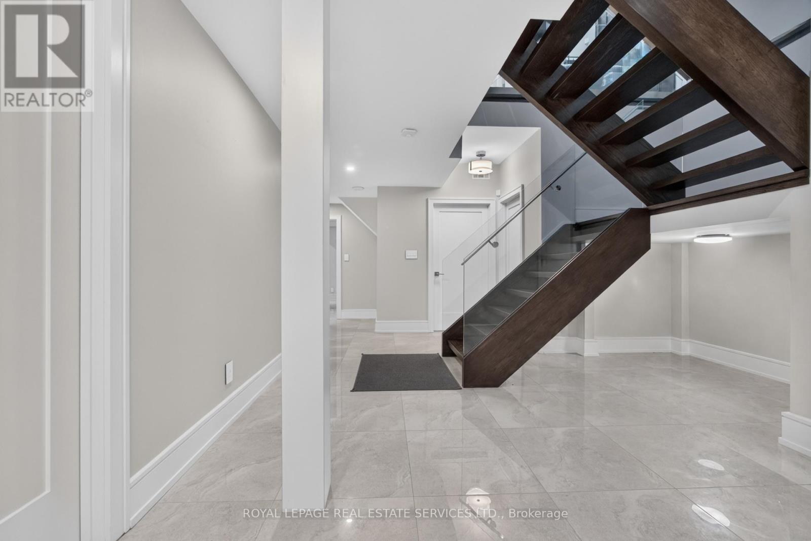 1568 Broadmoor Avenue Property Photo 34