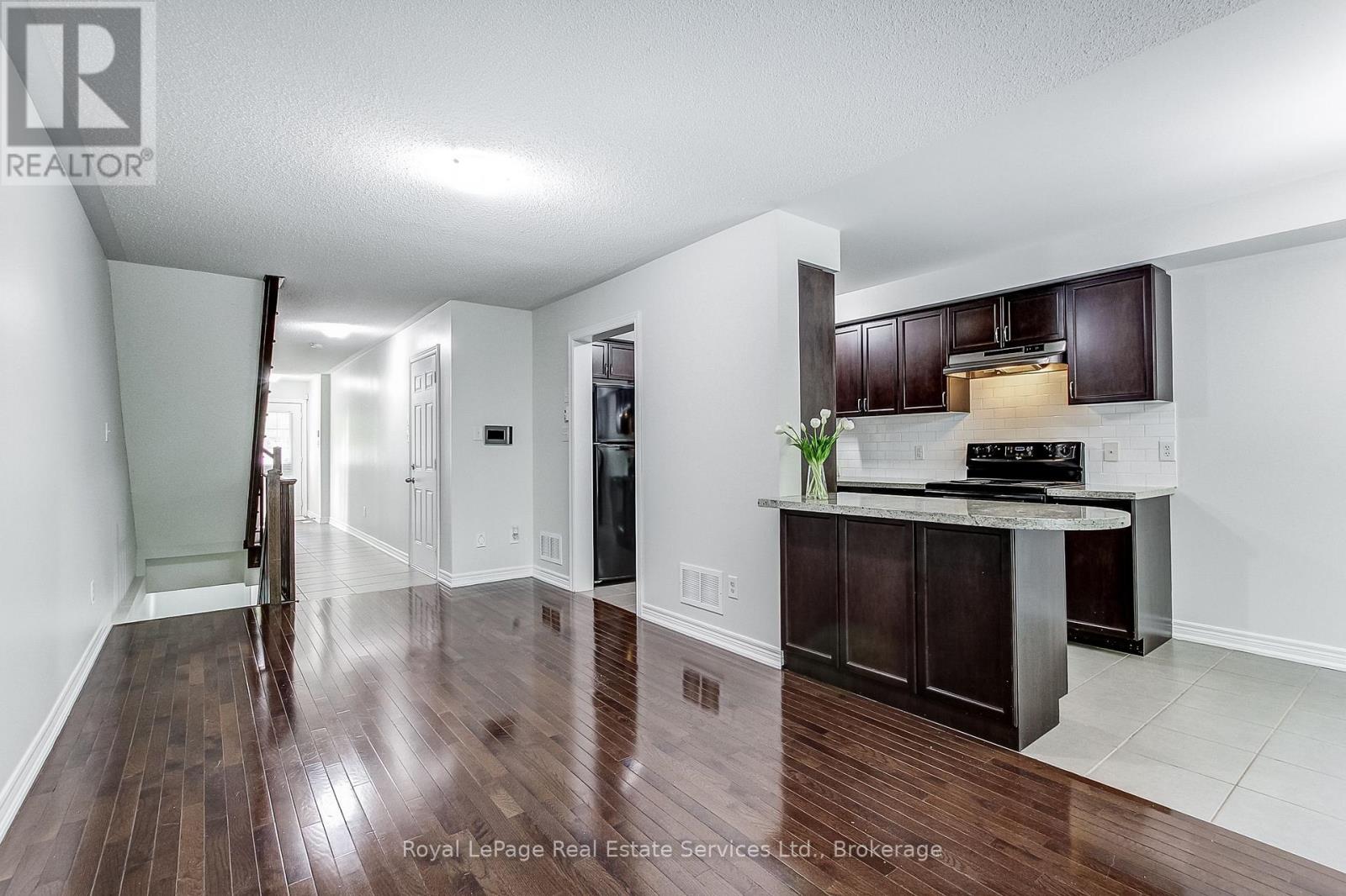 22 - 233 Duskywing Way Property Photo 13