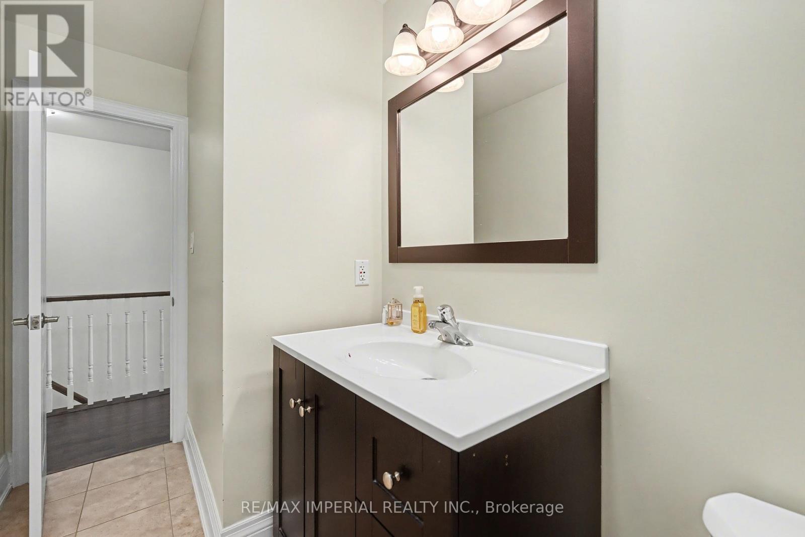 2 - 2964 Islington Avenue Property Photo 24