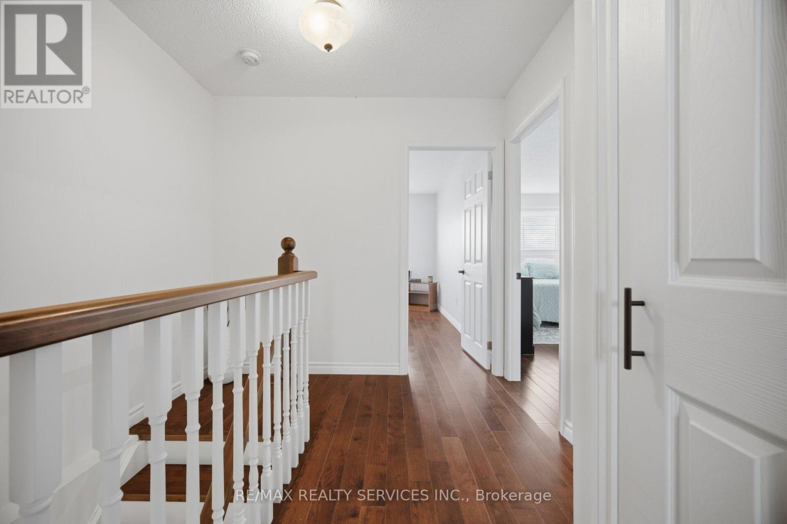 1 - 1 Tara Park Court Property Photo 12