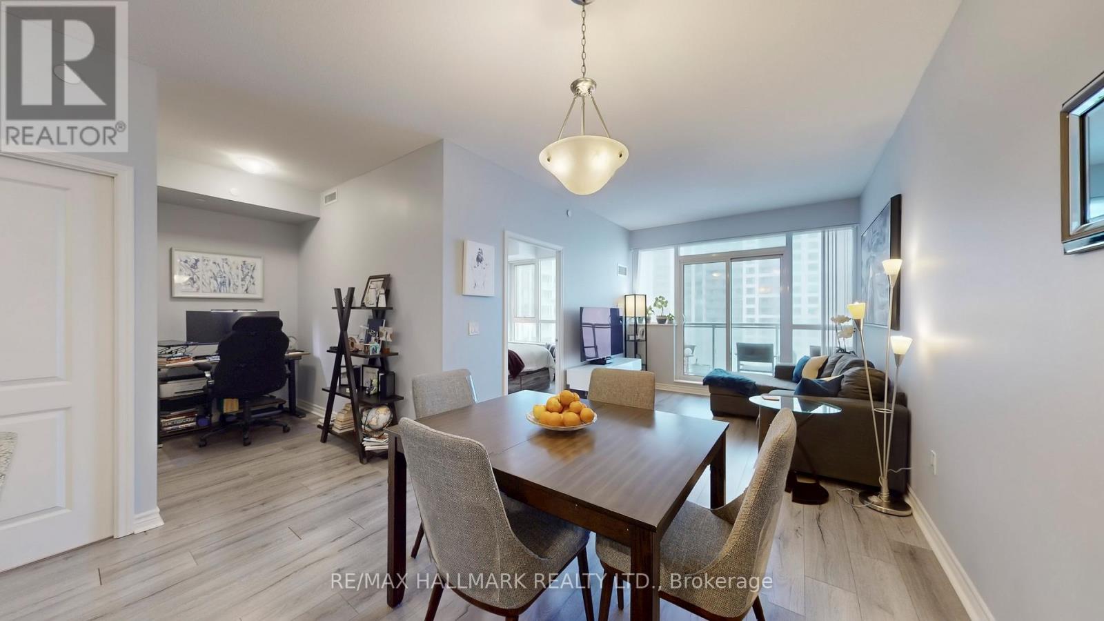 910 - 349 Rathburn Road W Property Photo 1