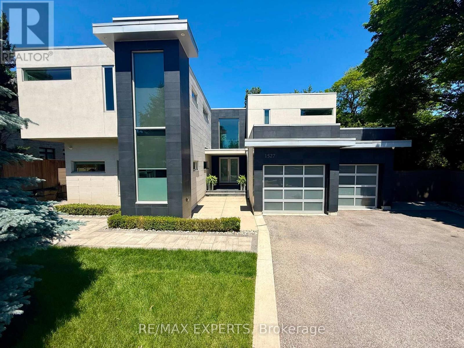 1527 GLENHILL CRESCENT Property Photo 1