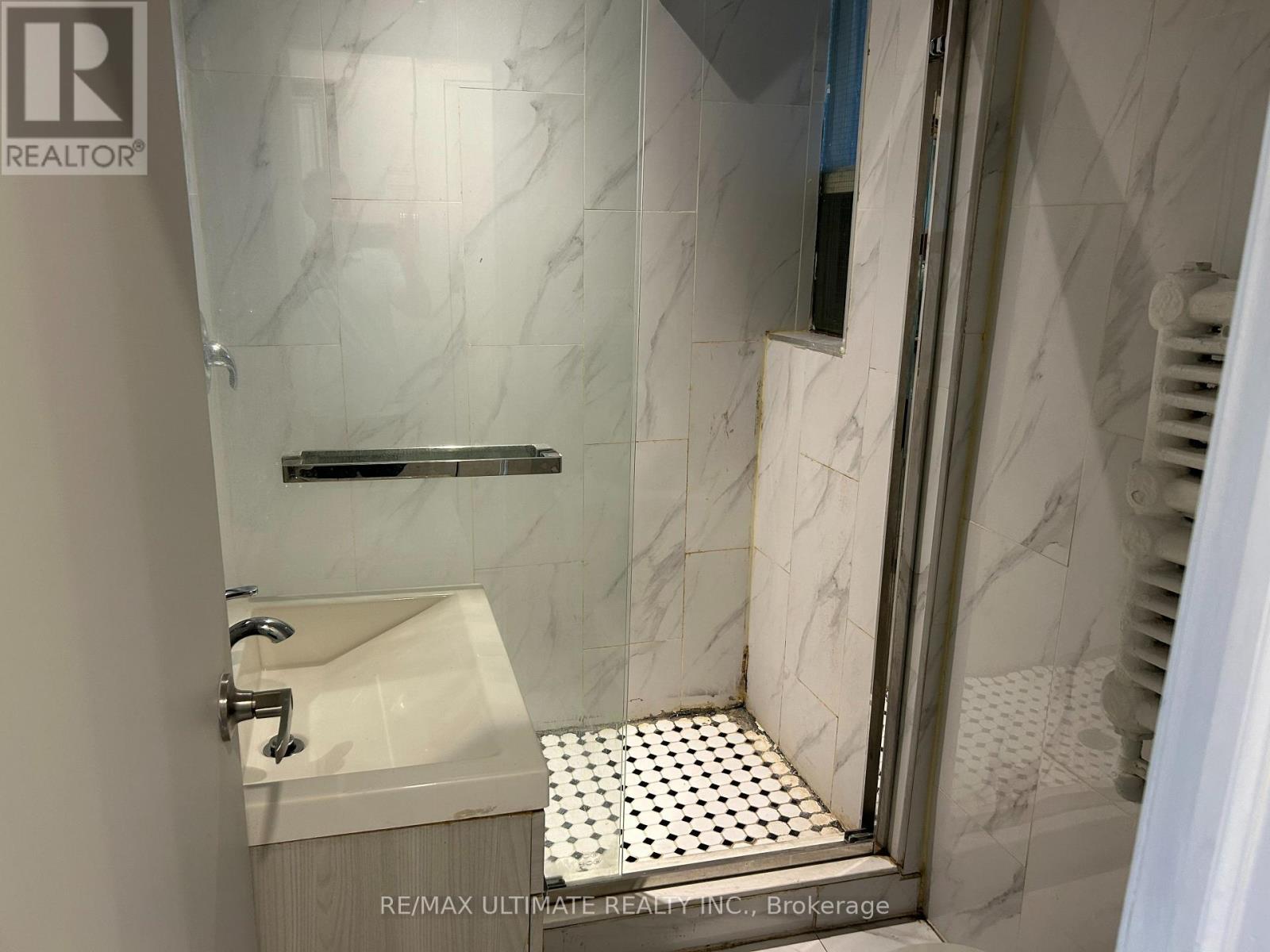 2 - 5 Roncesvalles Avenue Property Photo 7