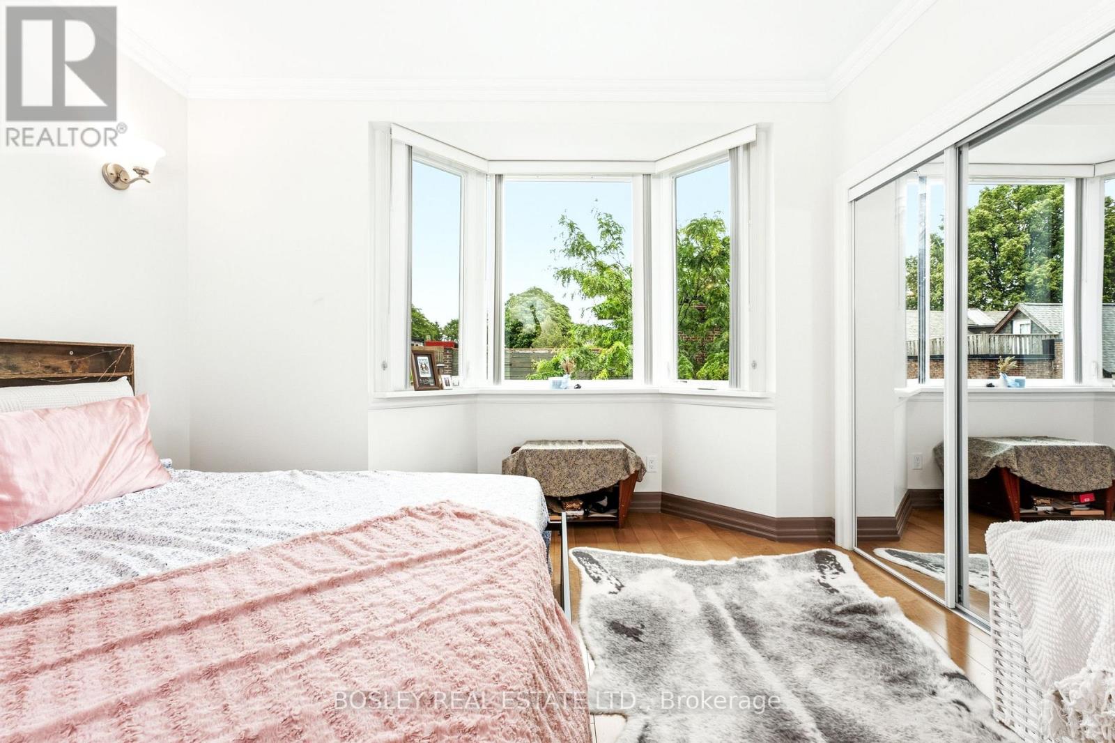 3 - 115 Roncesvalles Avenue Property Photo 3