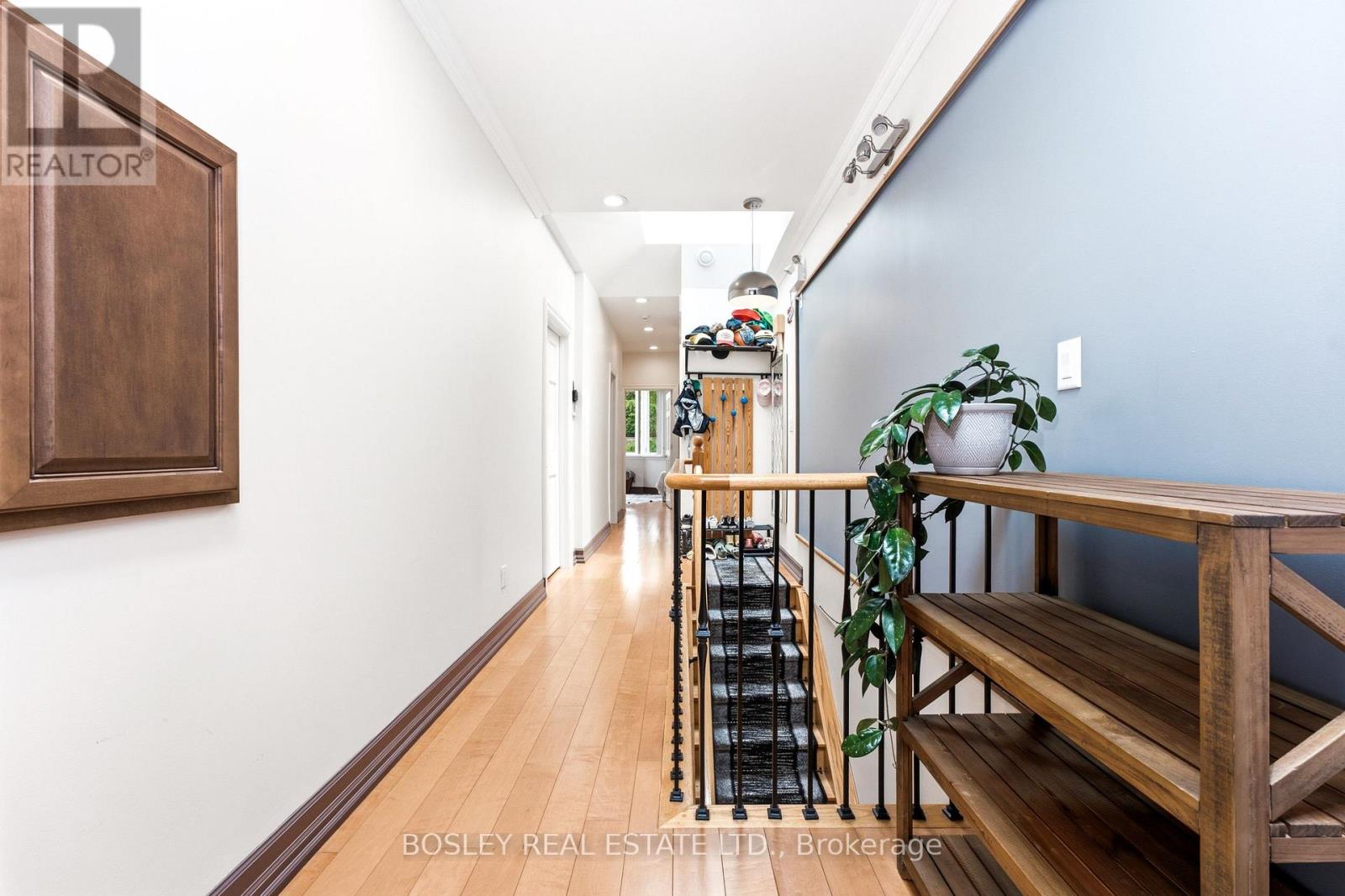 3 - 115 Roncesvalles Avenue Property Photo 14