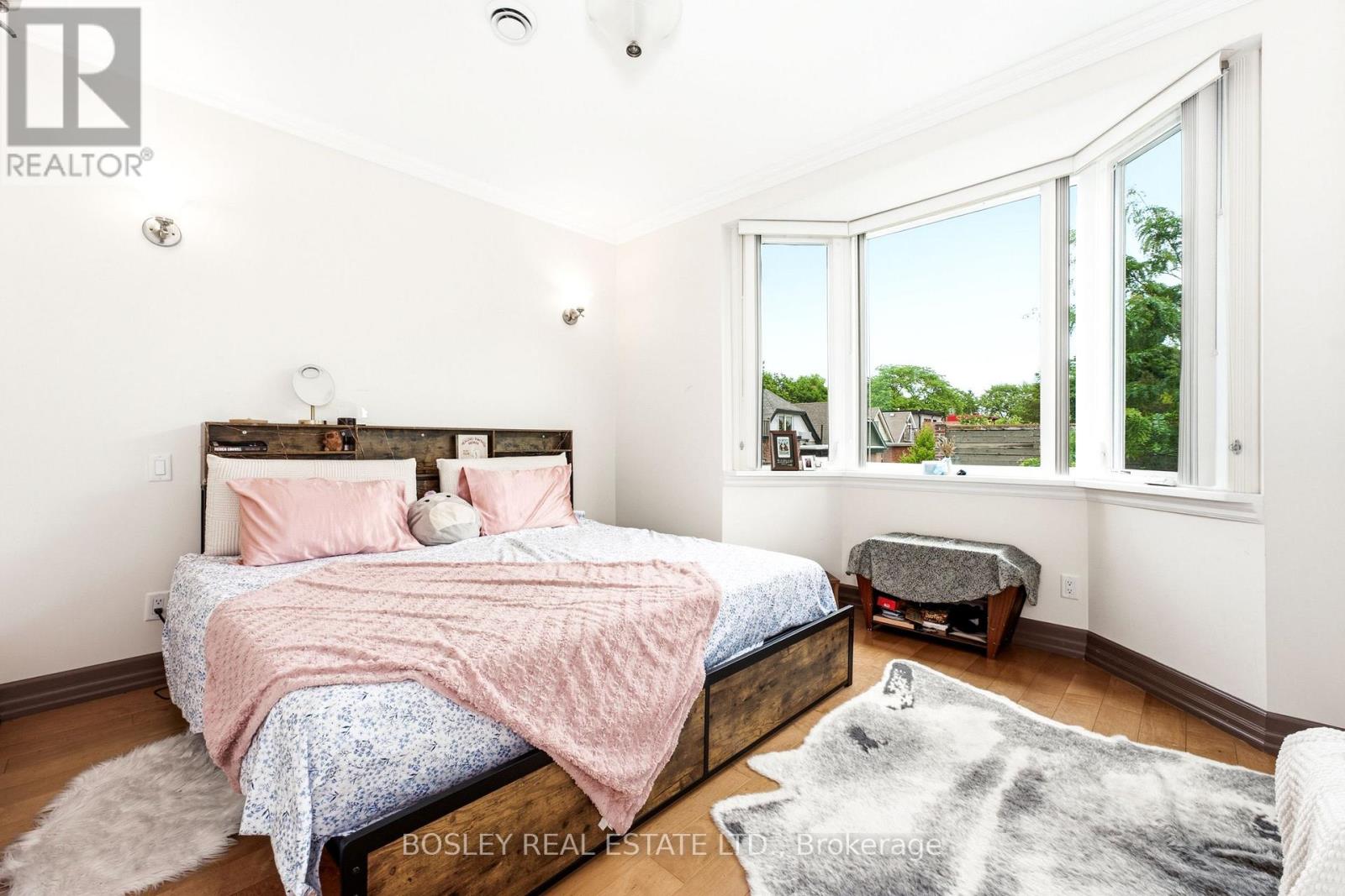 3 - 115 Roncesvalles Avenue Property Photo 16