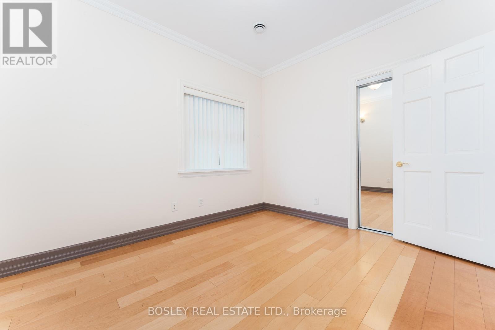 3 - 115 Roncesvalles Avenue Property Photo 23