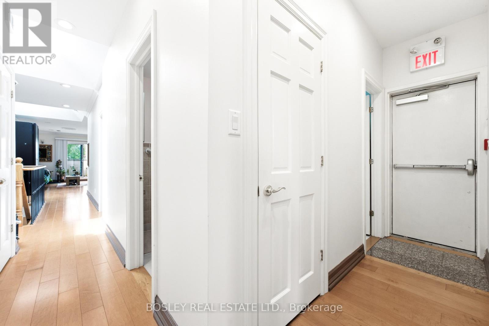 3 - 115 Roncesvalles Avenue Property Photo 24