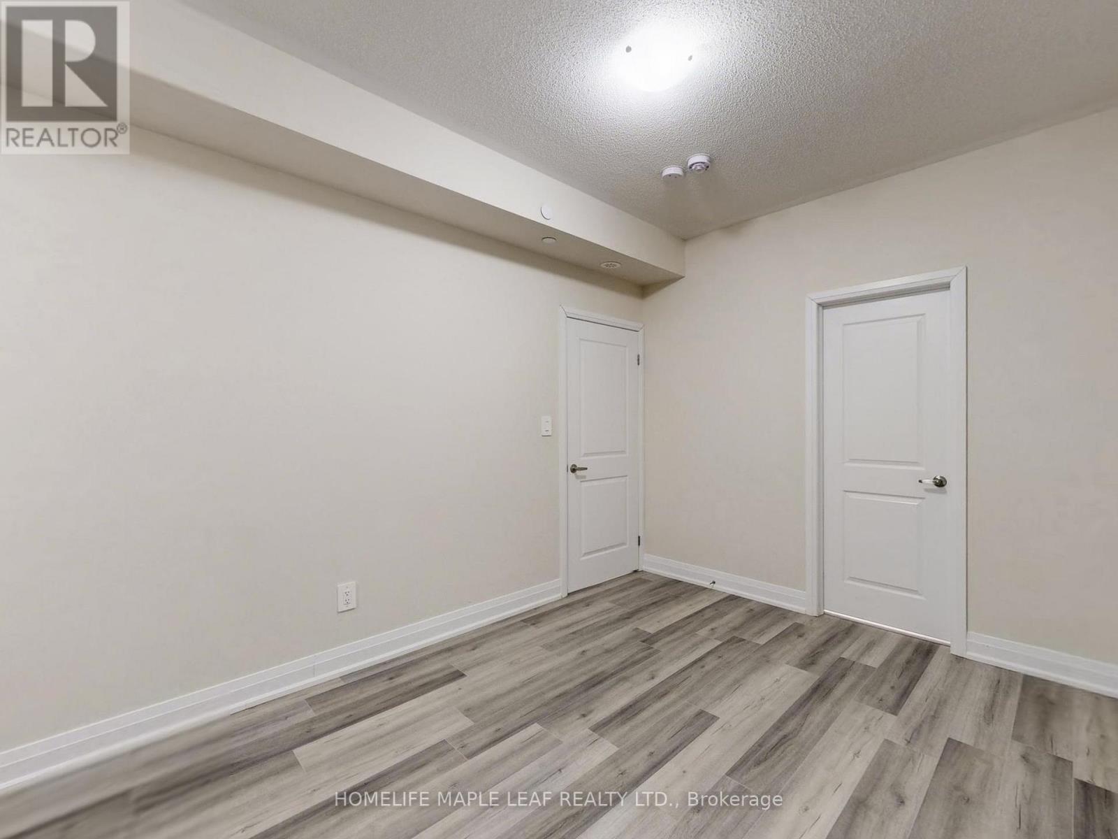 124 - 1569 Rose Way Property Photo 18