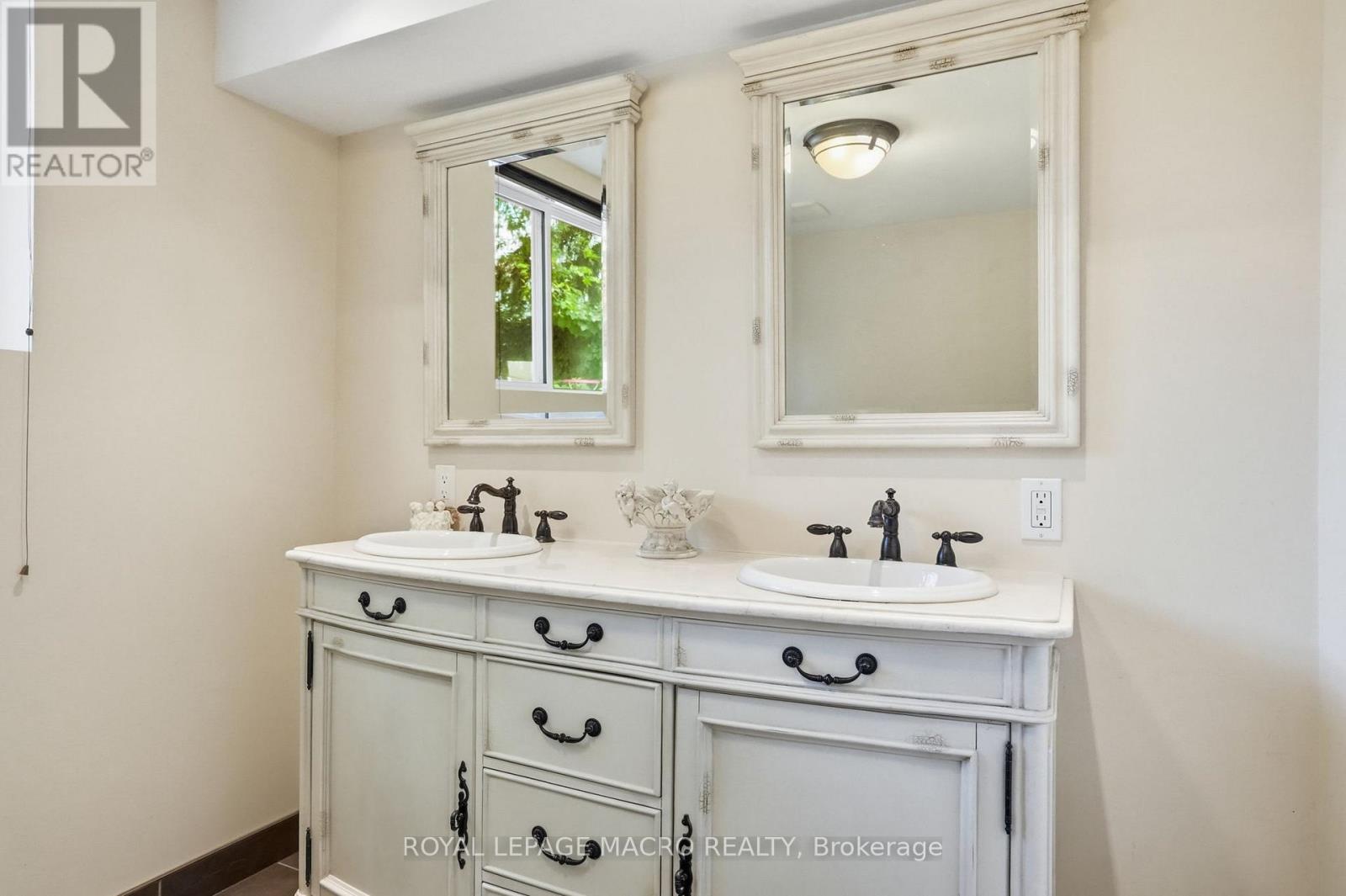 3411 Lansdown Drive Property Photo 33