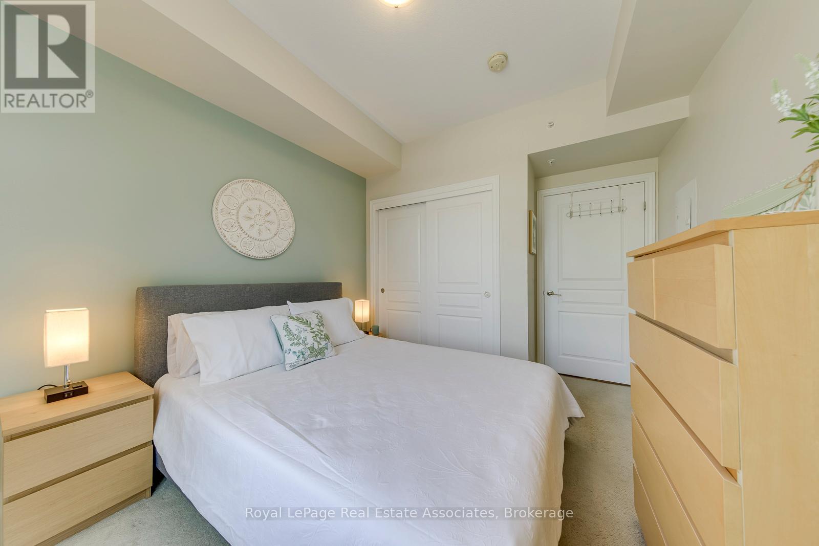 324 - 457 Plains Road E Property Photo 10