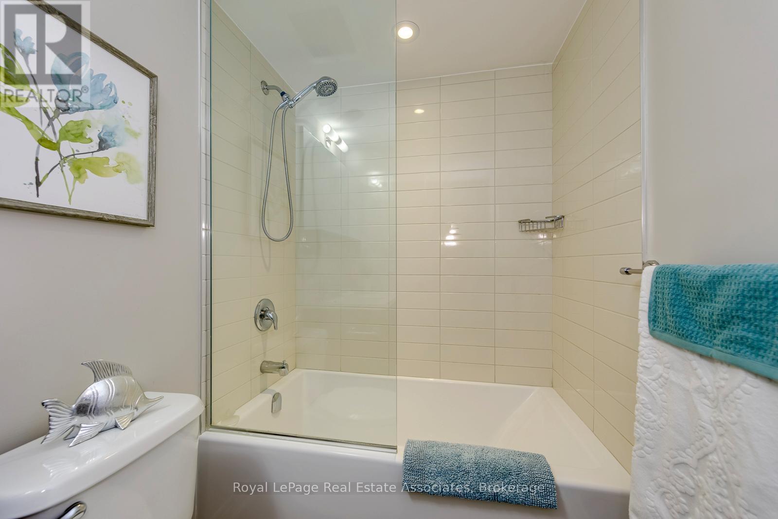 324 - 457 Plains Road E Property Photo 13