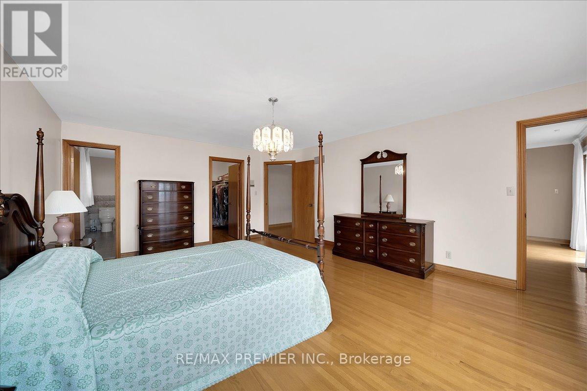 100 Hallsport Crescent Property Photo 23