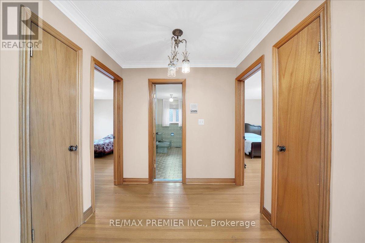 100 Hallsport Crescent Property Photo 28
