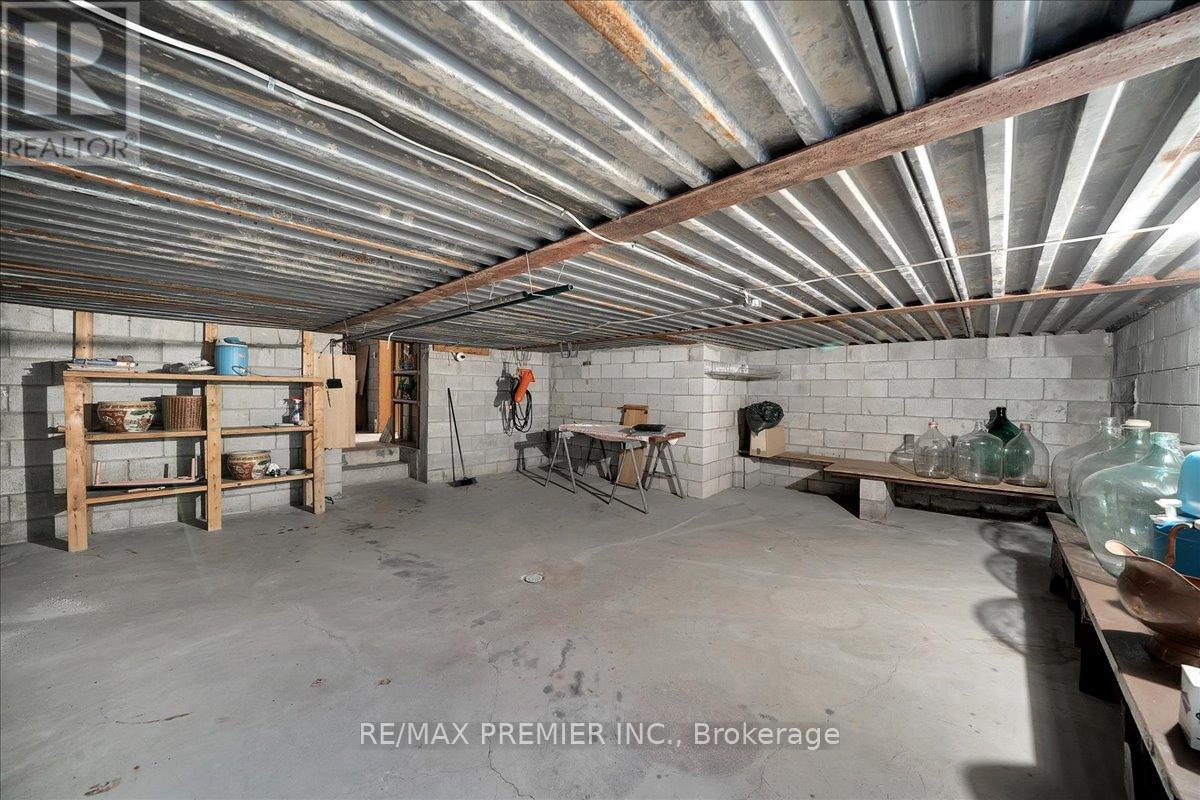 100 Hallsport Crescent Property Photo 37
