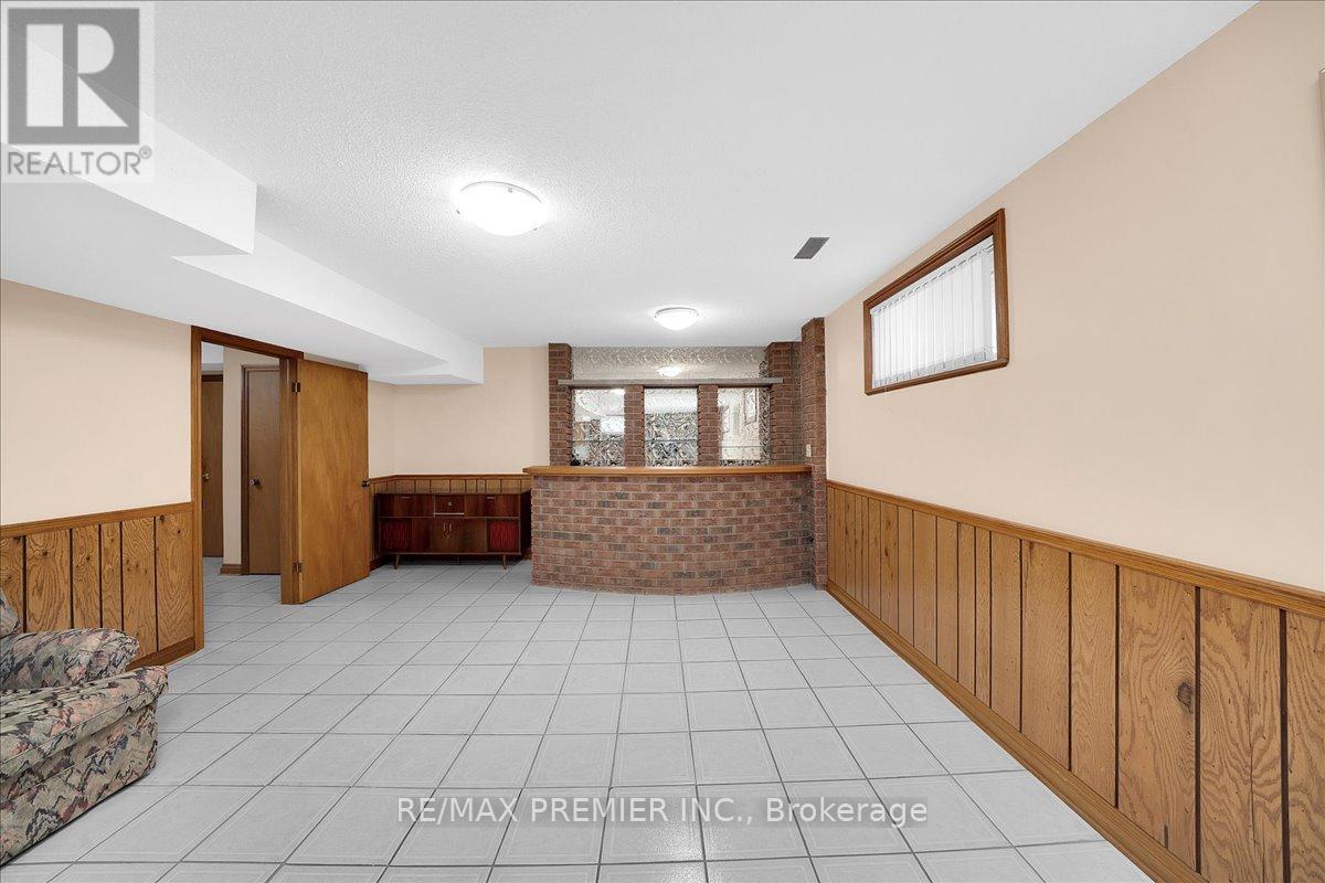 100 Hallsport Crescent Property Photo 39