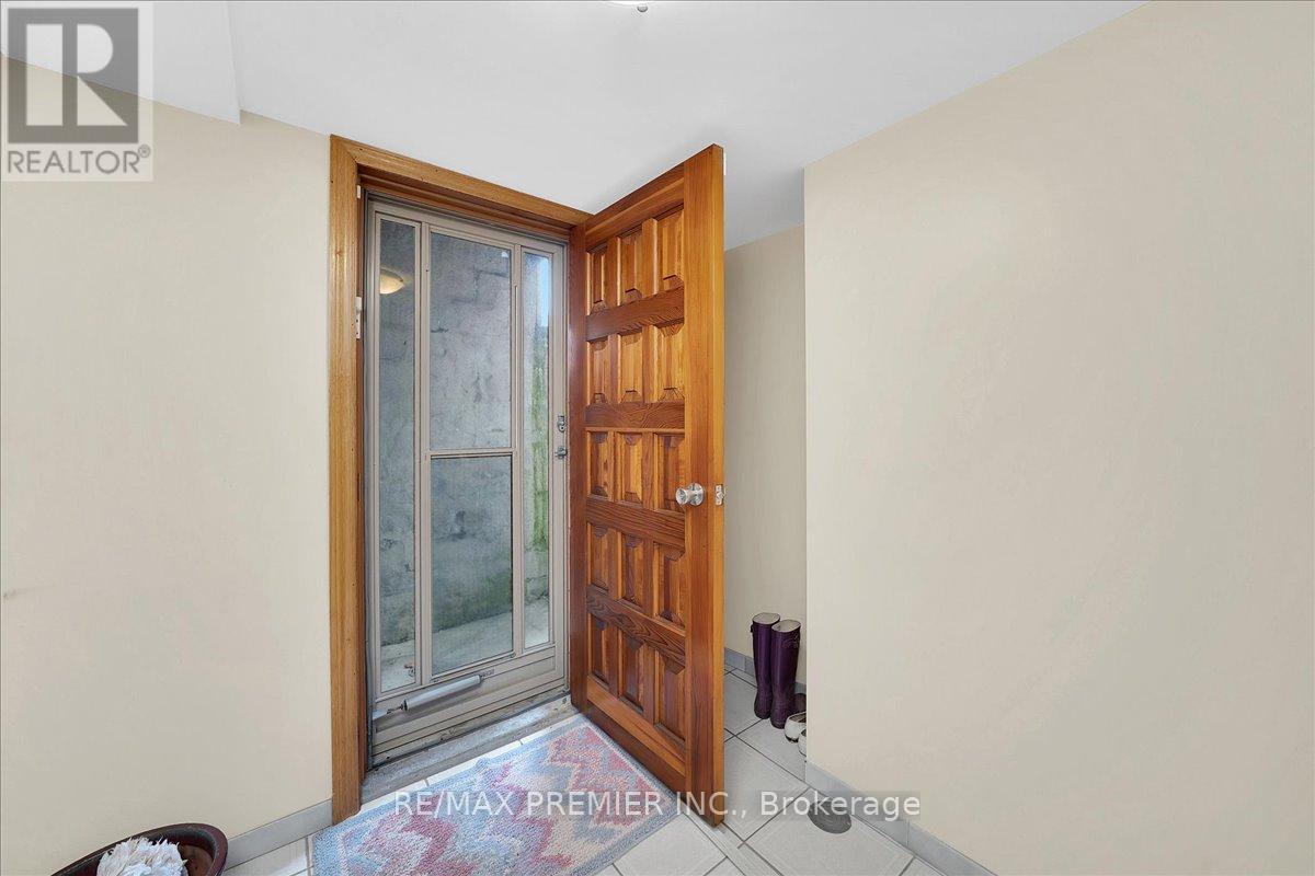 100 Hallsport Crescent Property Photo 46