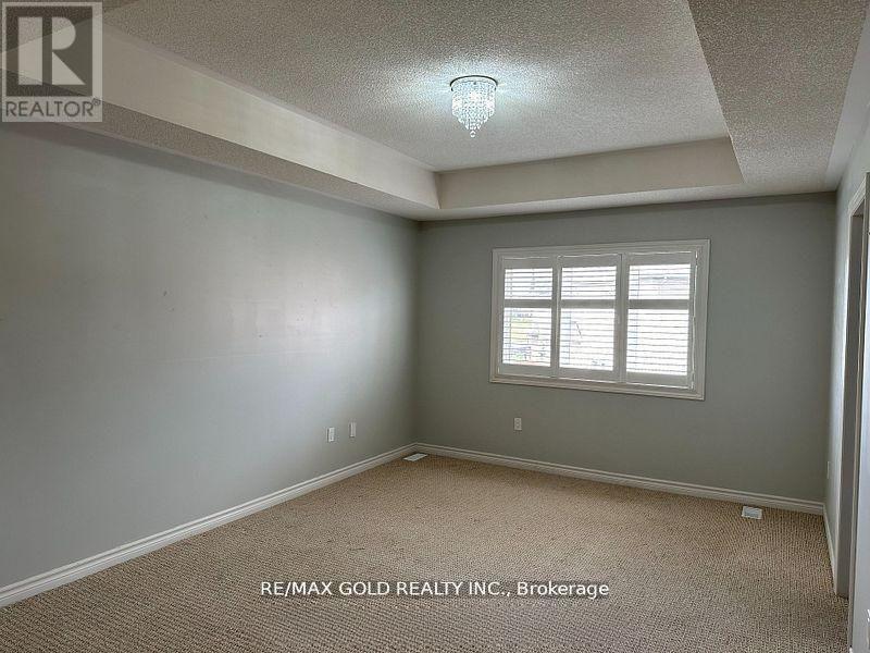292 Remembrance Drive Property Photo 13