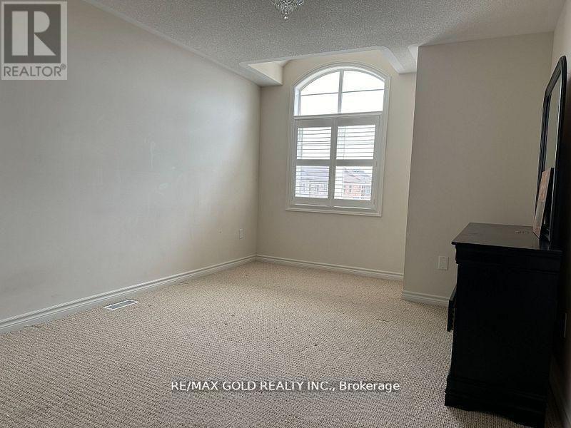 292 Remembrance Drive Property Photo 17