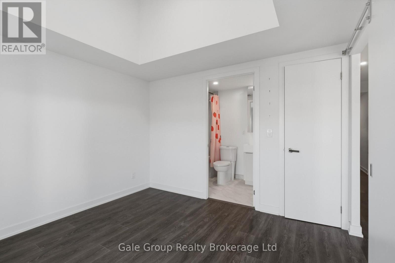 303 - 370 Martha Street Property Photo 16