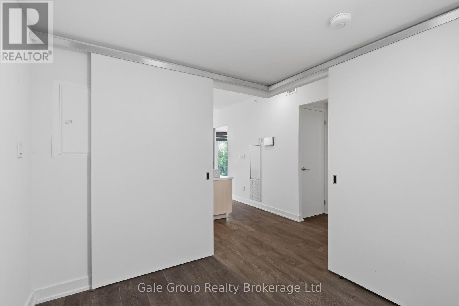 303 - 370 Martha Street Property Photo 24