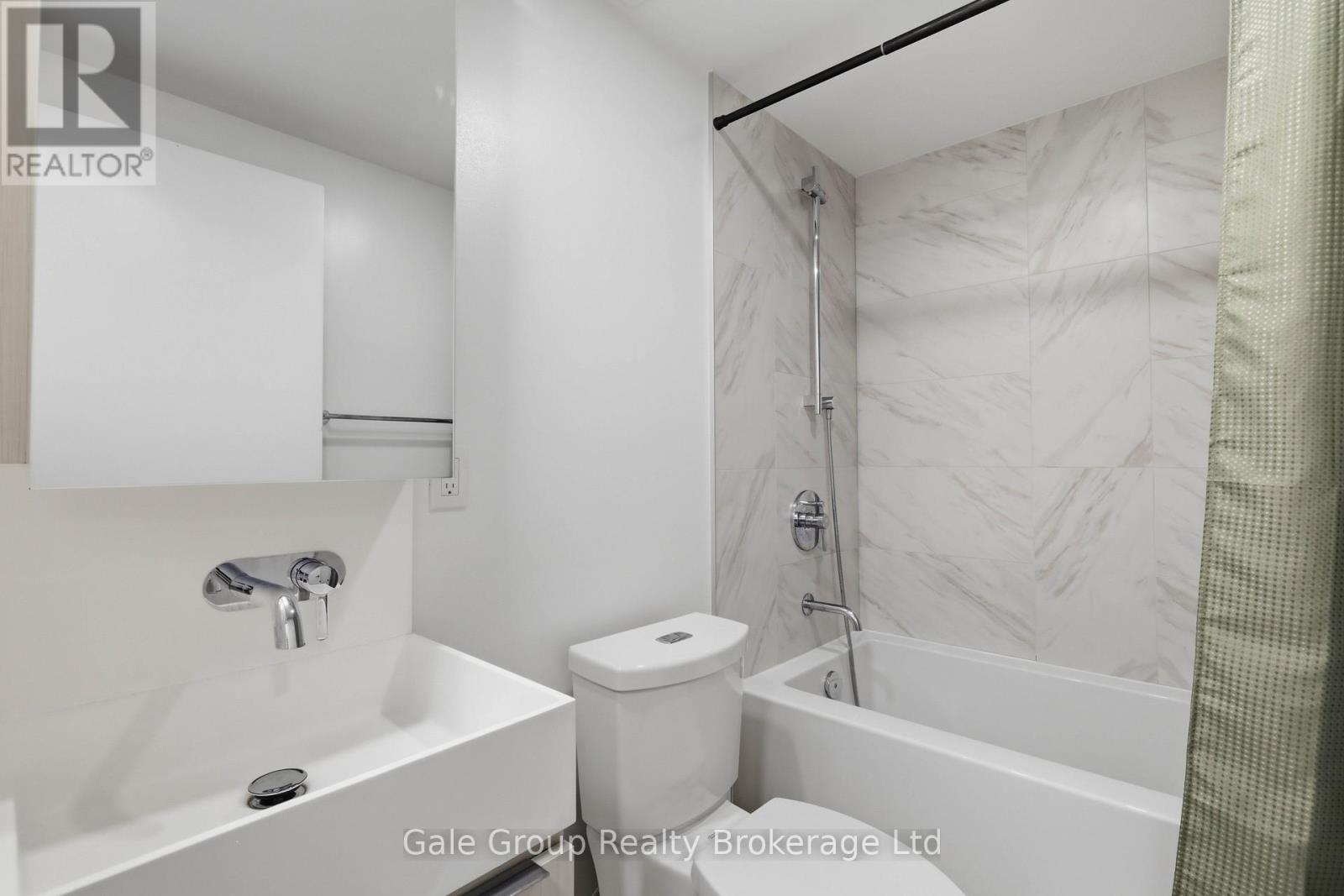 303 - 370 Martha Street Property Photo 26