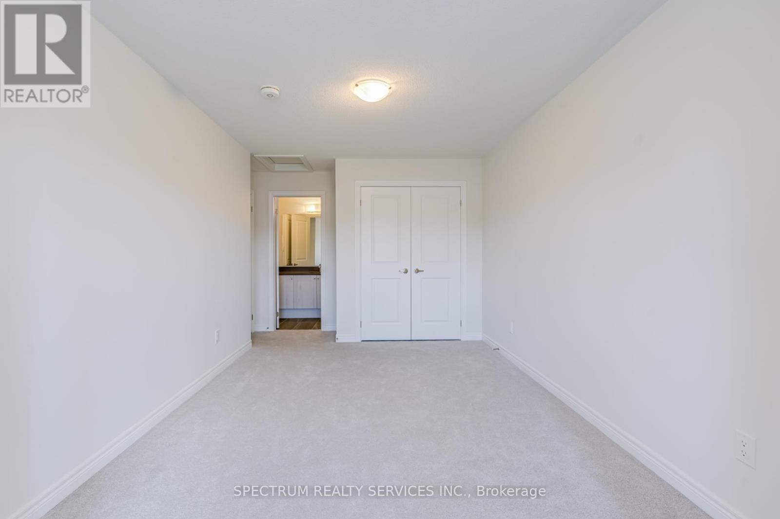 77 Muzzo Drive Property Photo 40
