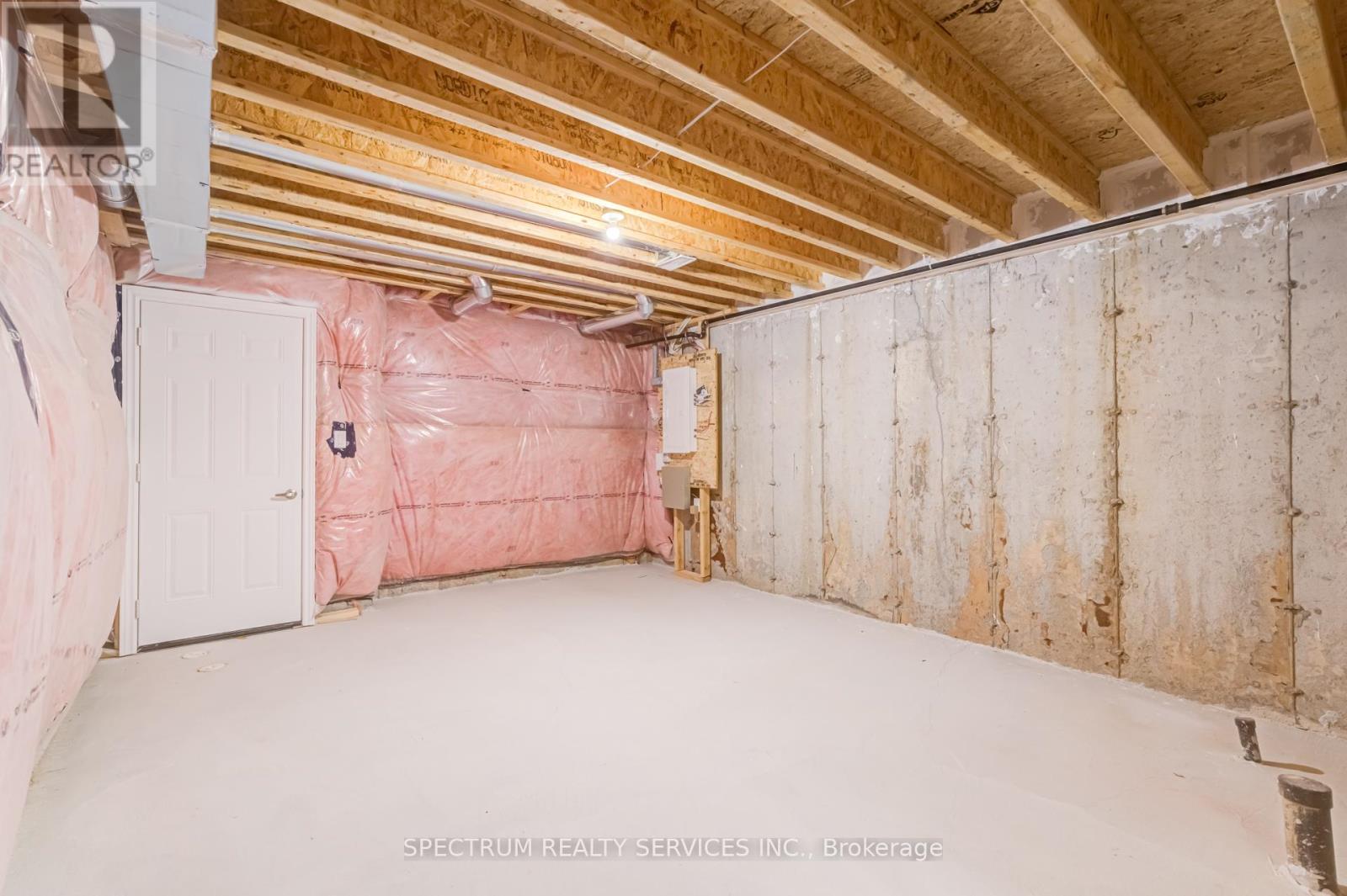 77 Muzzo Drive Property Photo 43