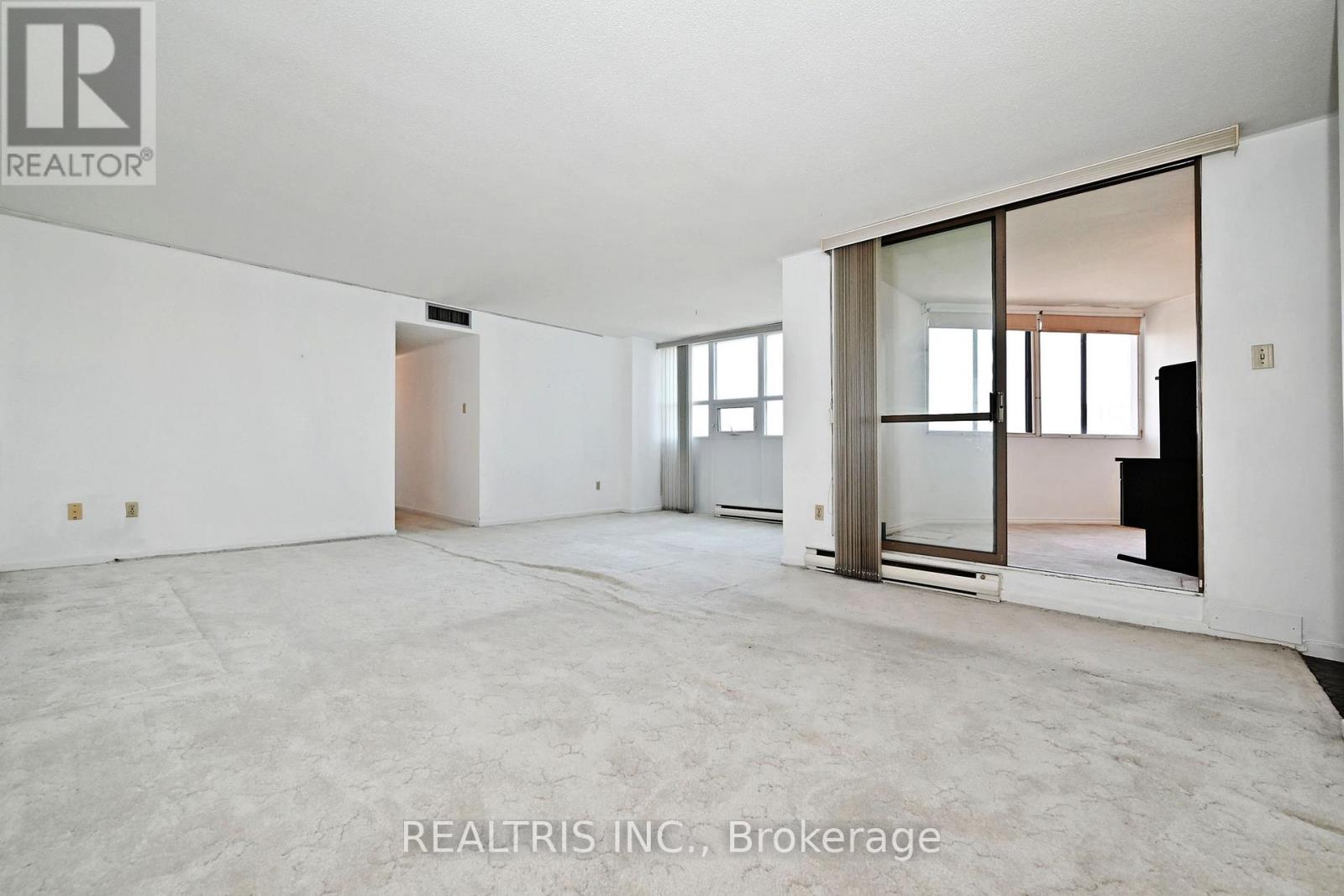 807 - 2323 Confederation Parkway Property Photo 13