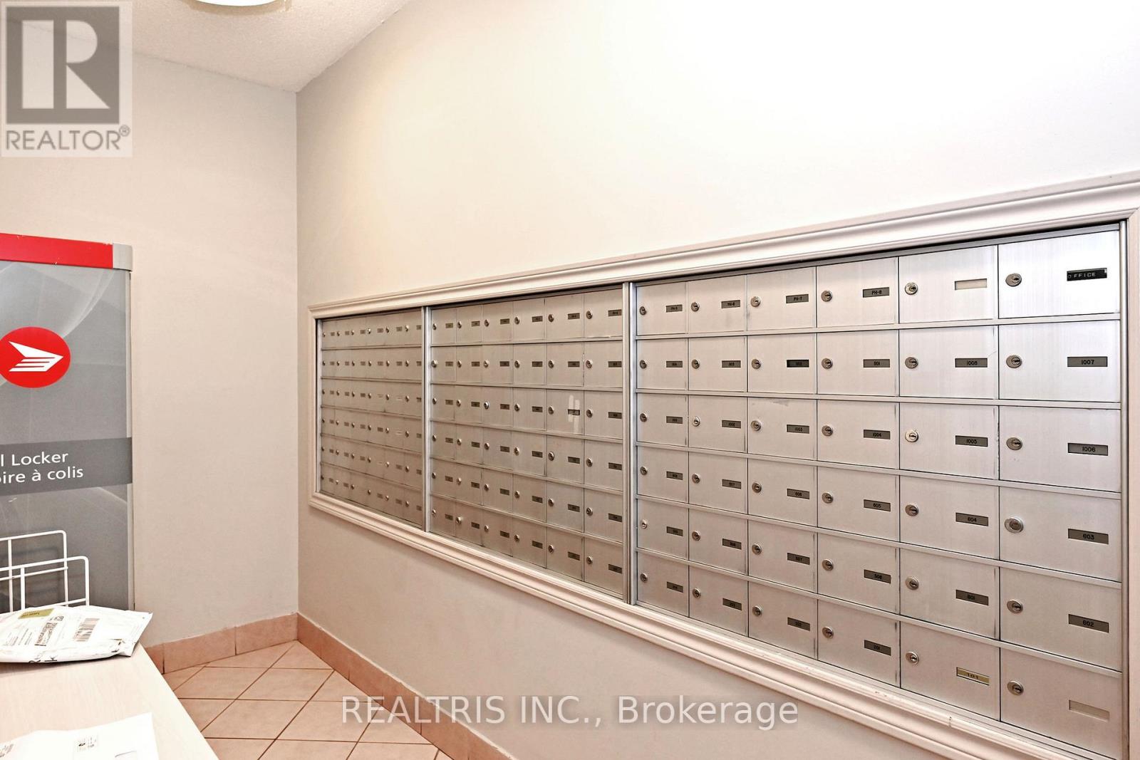 807 - 2323 Confederation Parkway Property Photo 50