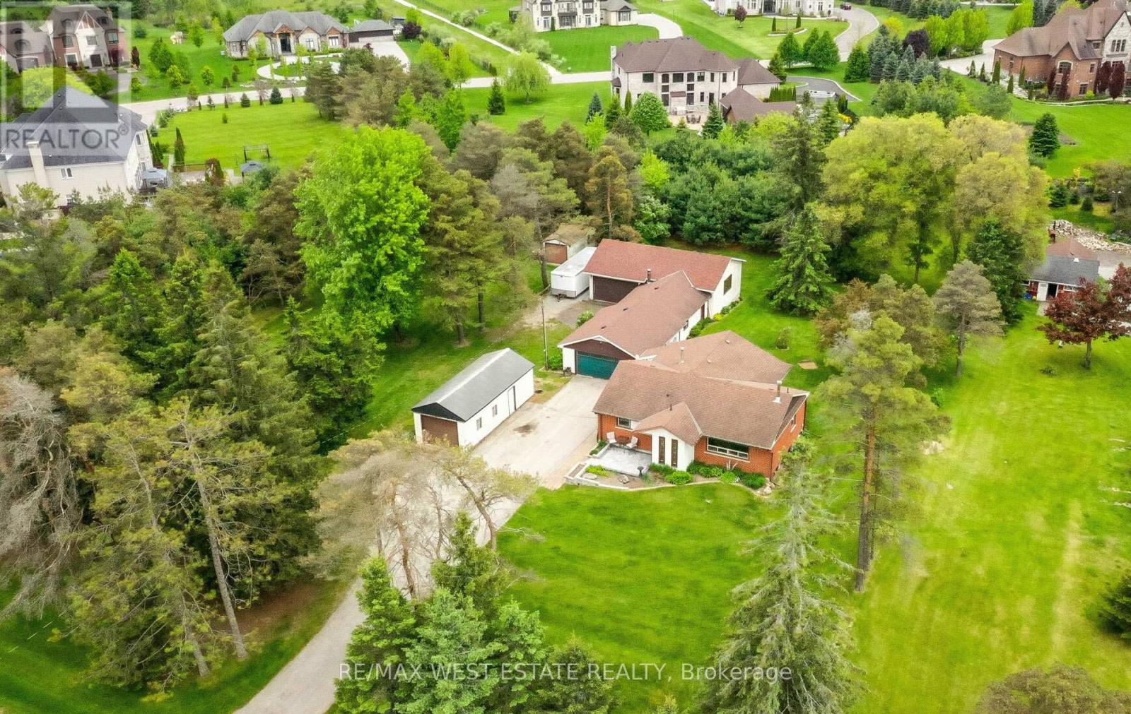 17522 Mount Hope Road Property Photo 1
