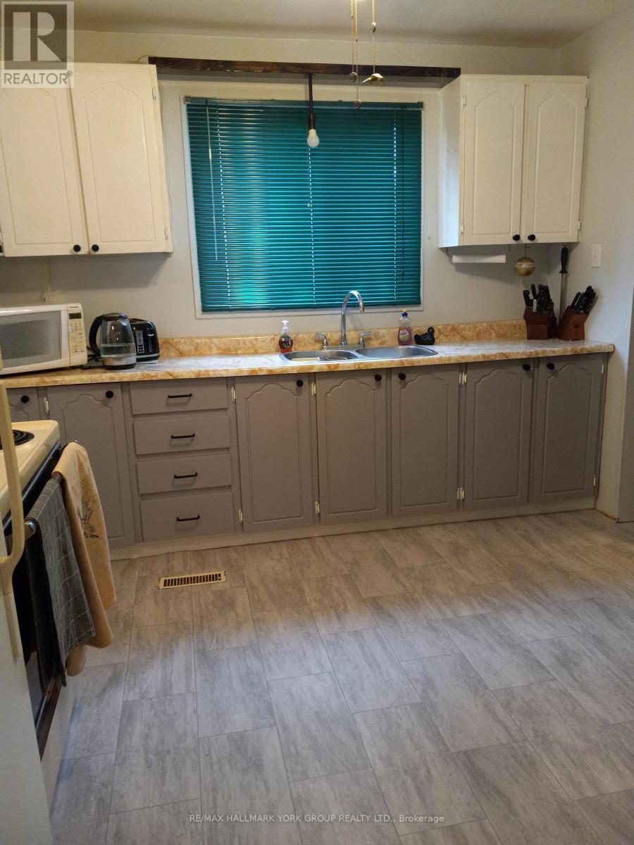 152 Beech Street Property Photo 11