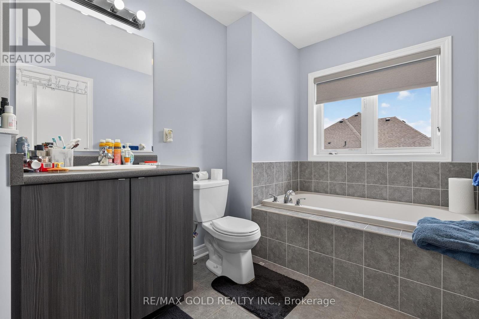 29 Rangemore Road E Property Photo 27